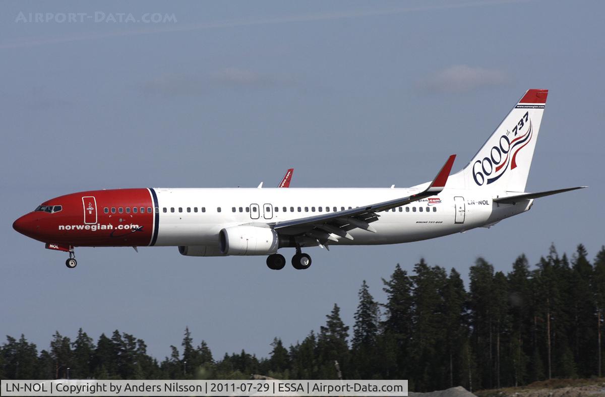 LN-NOL, 2009 Boeing 737-8Q8 C/N 37159, Landing on runway 01L.
