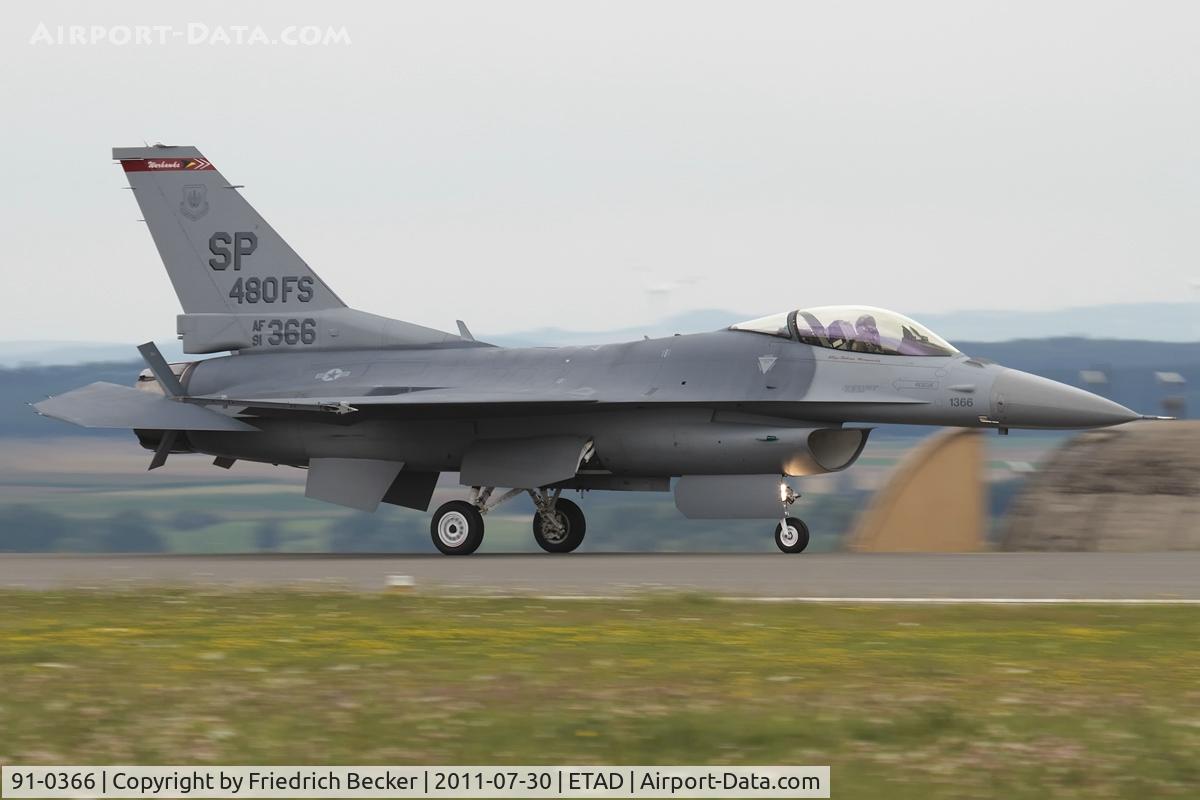 91-0366, 1991 General Dynamics F-16C Fighting Falcon C/N CC-64, decelerating after touchdown