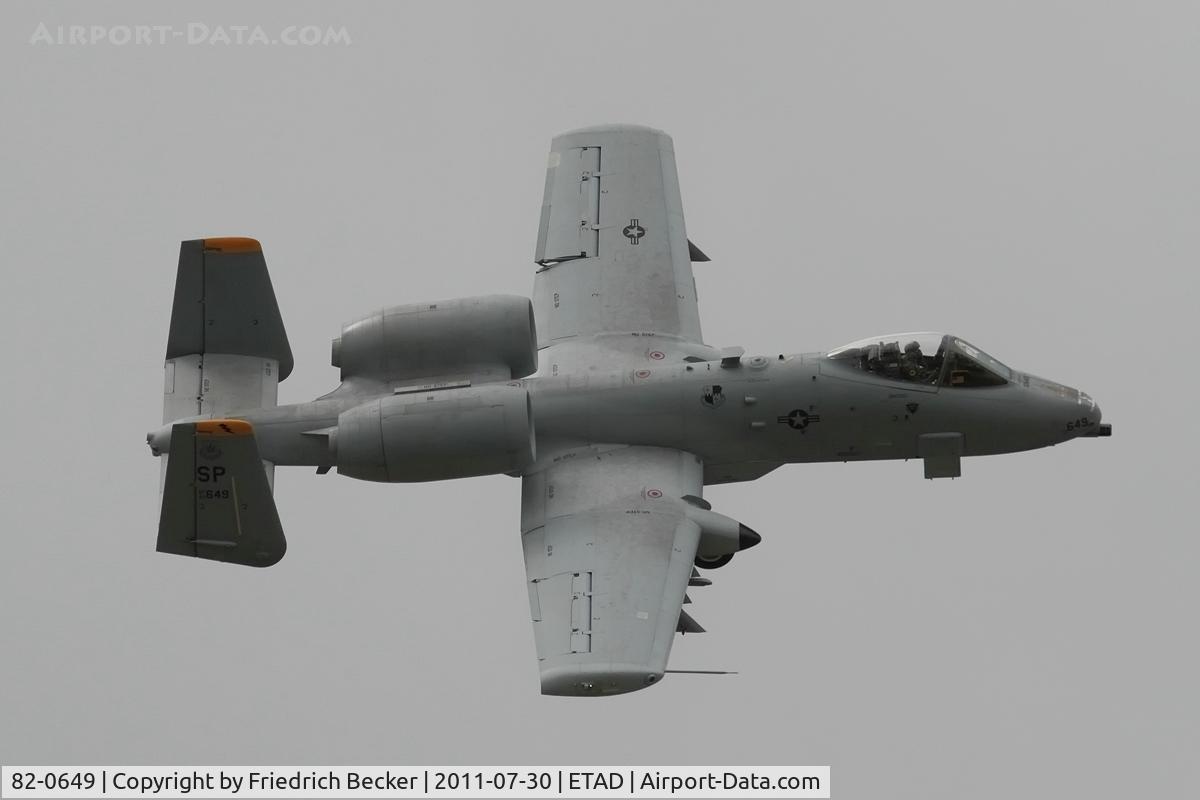 82-0649, 1982 Fairchild Republic A-10C Thunderbolt II C/N A10-0697, flying display during the Spangdahlem Open House 2011