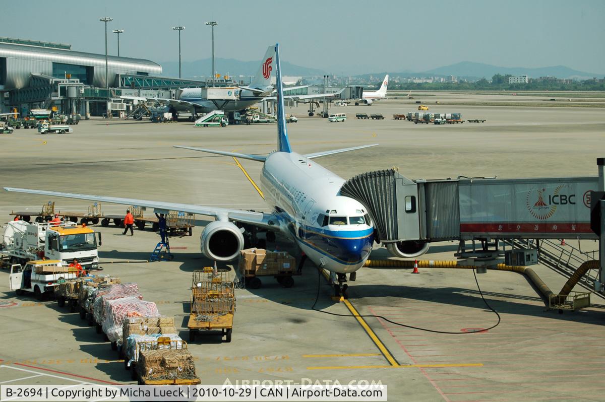 B-2694, 2002 Boeing 737-81B C/N 32922, At Guangzhou