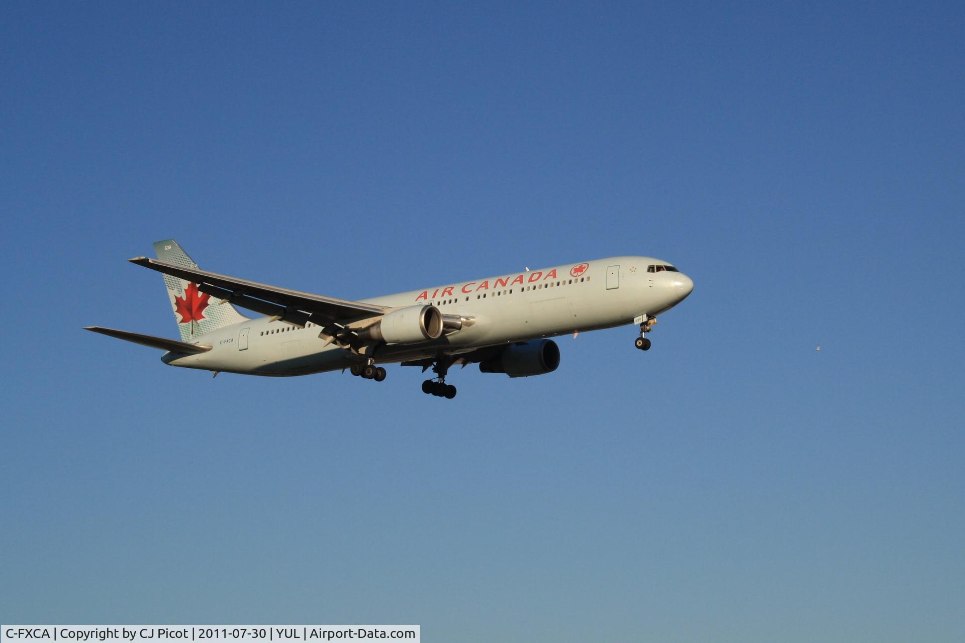 C-FXCA, 1990 Boeing 767-375/ER C/N 24574, Arriving Montréal-Trudeau runway 24R