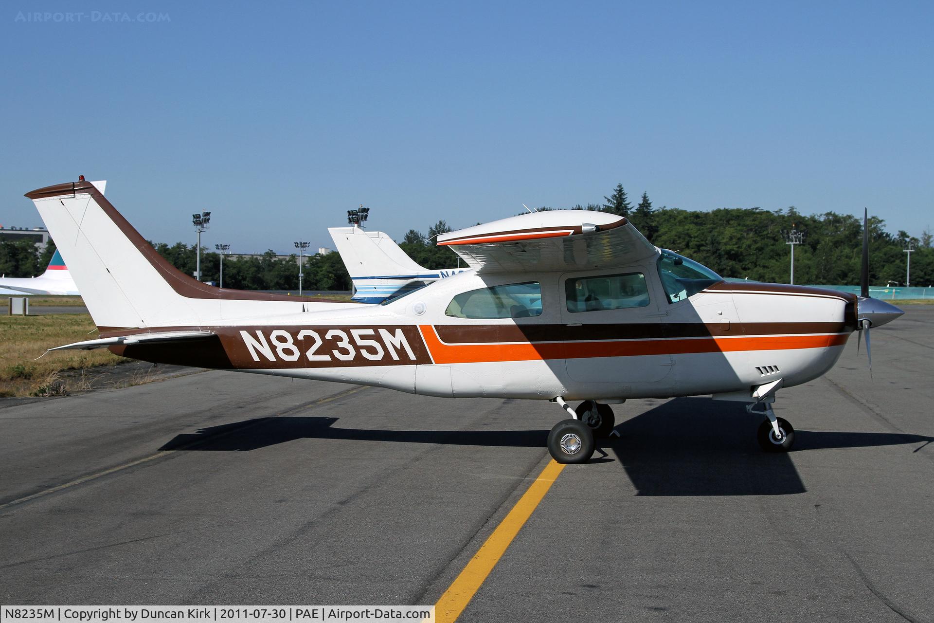 N8235M, 1969 Cessna 210K Centurion C/N 21059235, Sunny Cessna 210 shot