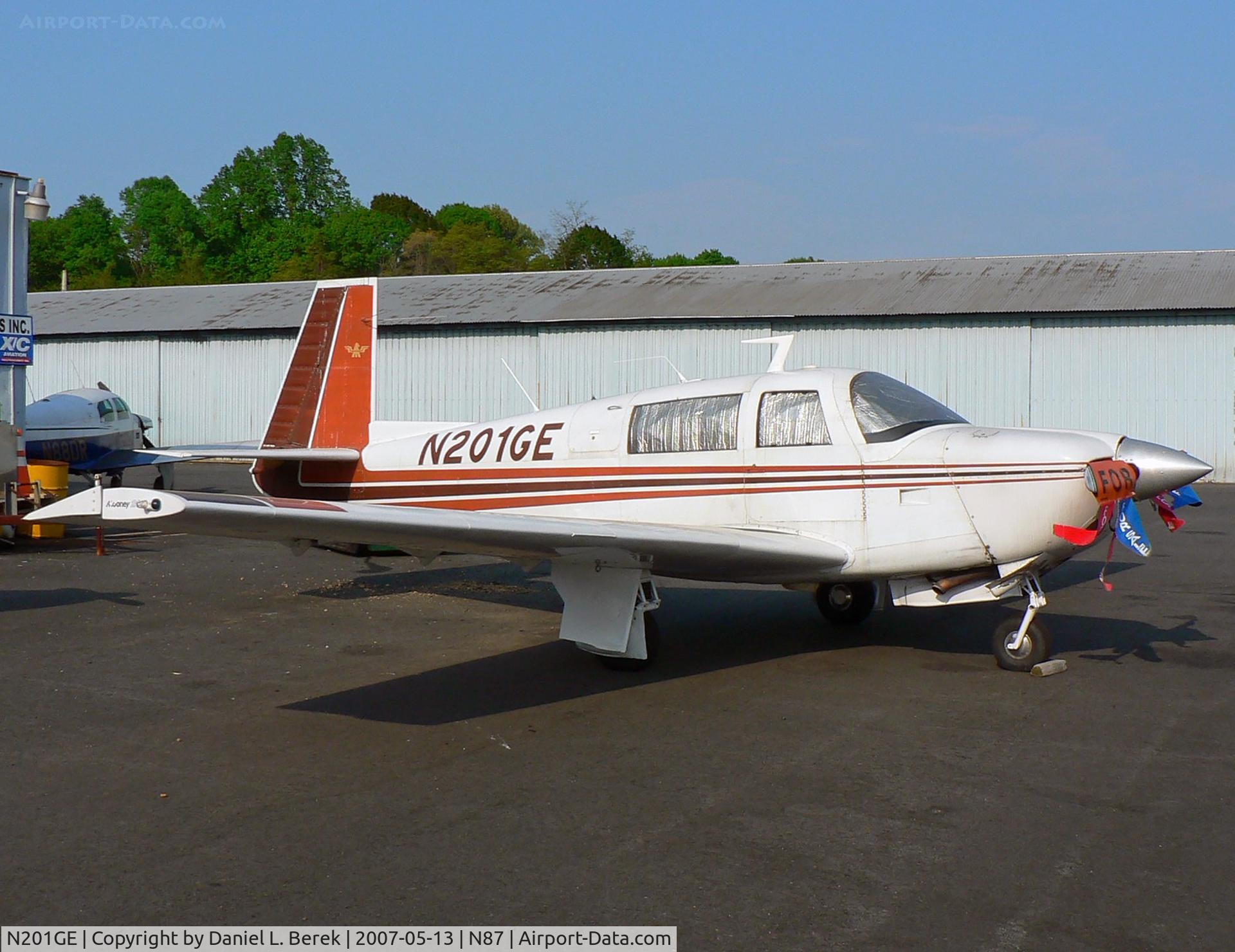 N201GE, 1977 Mooney M20J 201 C/N 24-0103, Back in 2007, for the right price, this sporty little plane could be yours.