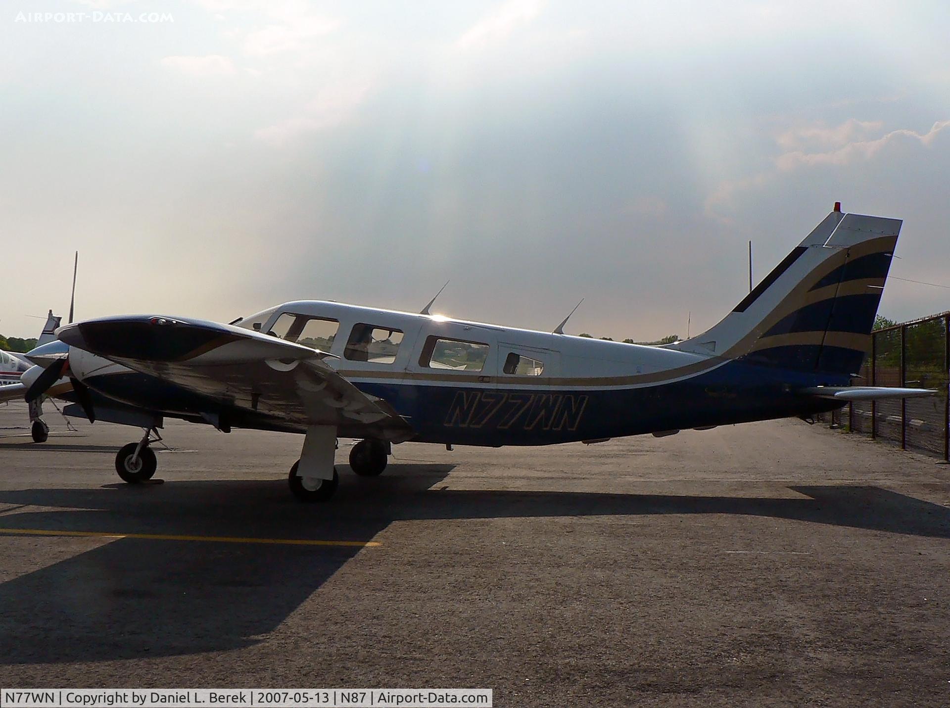 N77WN, 1981 Piper PA-34-220T C/N 34-8133277, Last I heard, this aircraft was up for sale.