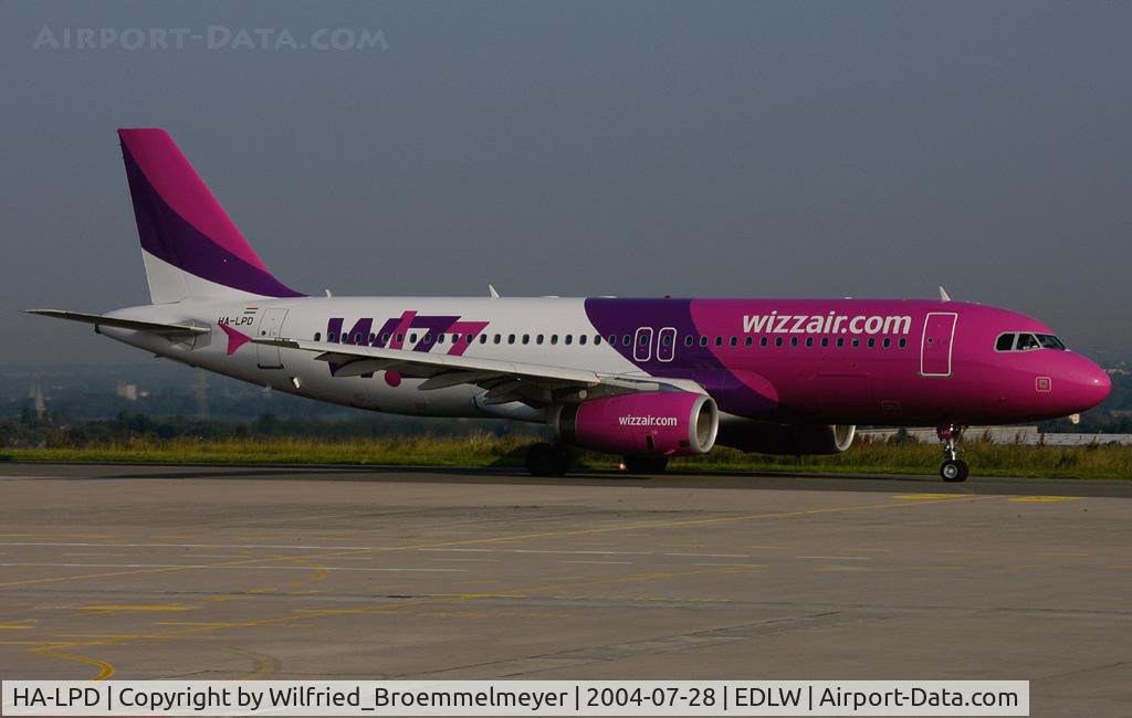 HA-LPD, 2002 Airbus A320-233 C/N 1902, WIZZ AIR / Taxiing to Runway 24.