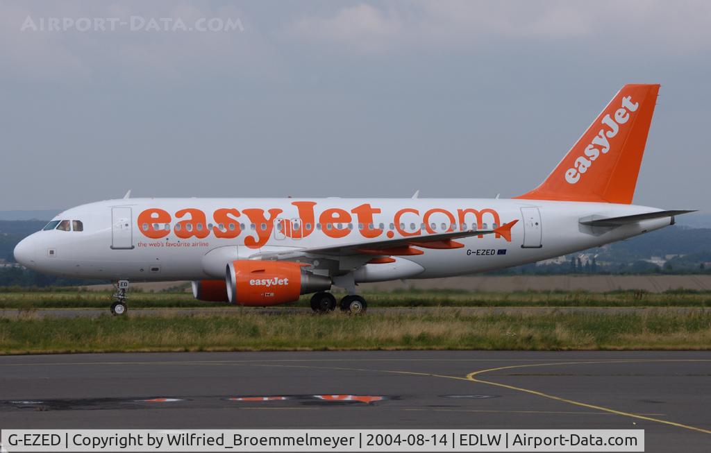 G-EZED, 2004 Airbus A319-111 C/N 2170, easyJet / Taxiing in from Runway 06