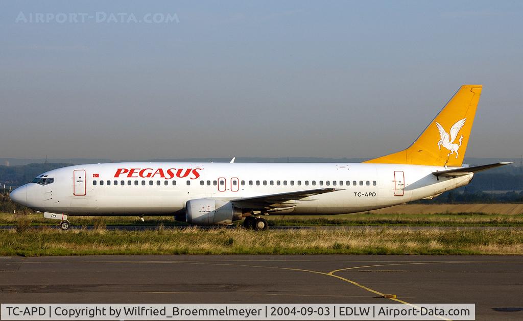 TC-APD, 1998 Boeing 737-42R C/N 29107/2997, PEGASUS AIRLINES / Taxiing in from Runway 06.