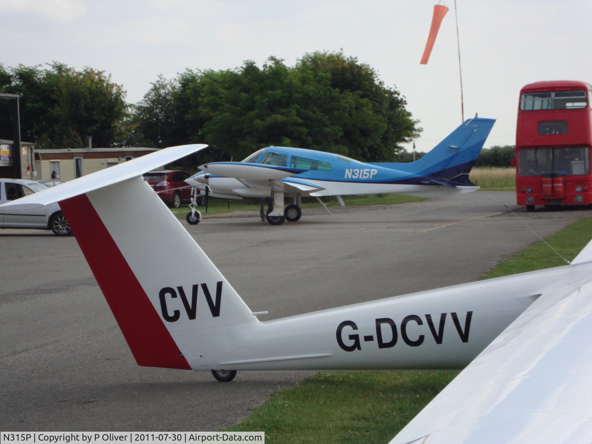 N315P, 1973 Cessna 310Q C/N 310Q0811, Re-fuelling at Wolds Gliding Club - Pocklington