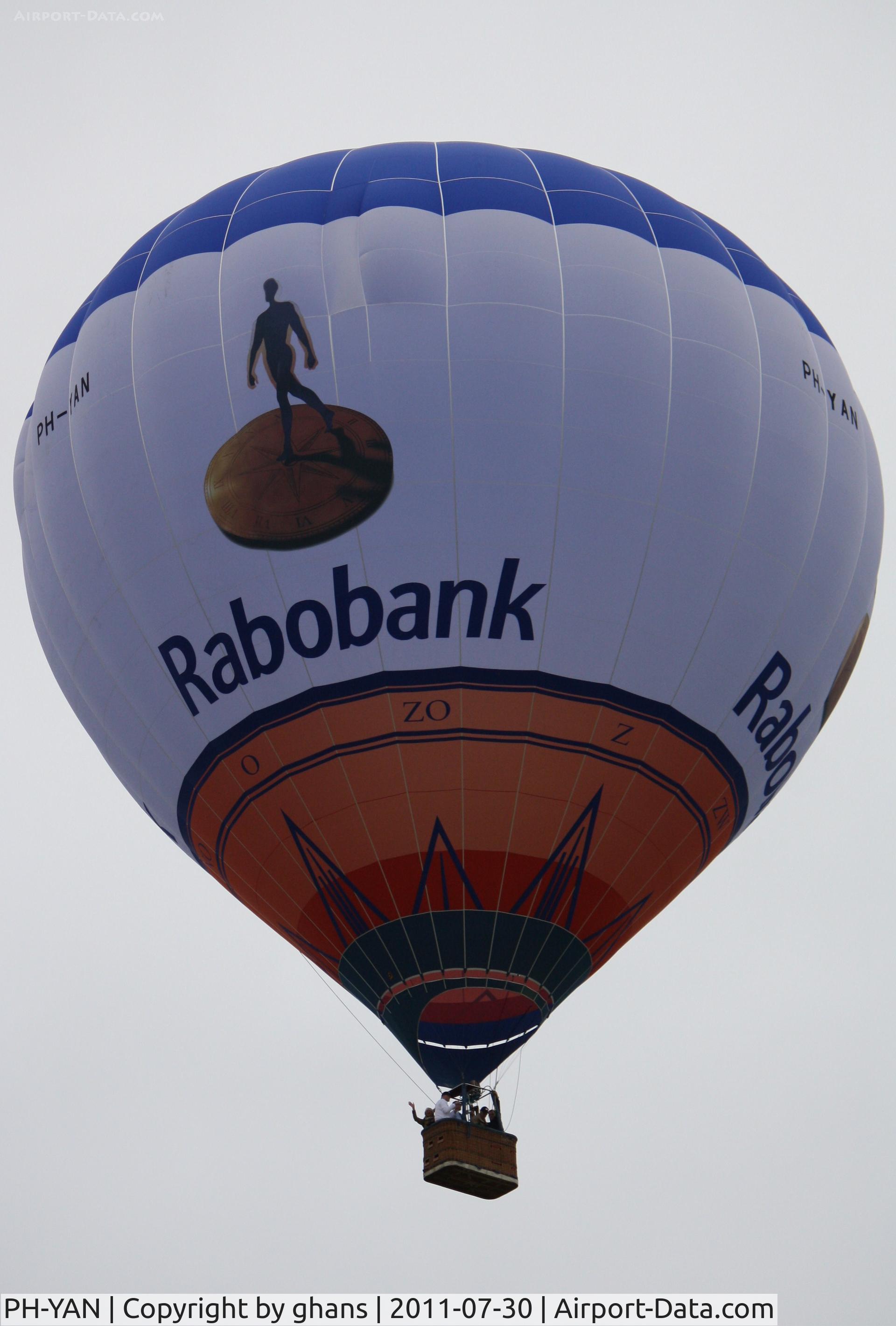 PH-YAN, 2008 Lindstrand LBL 150A C/N 1214, Rabobank