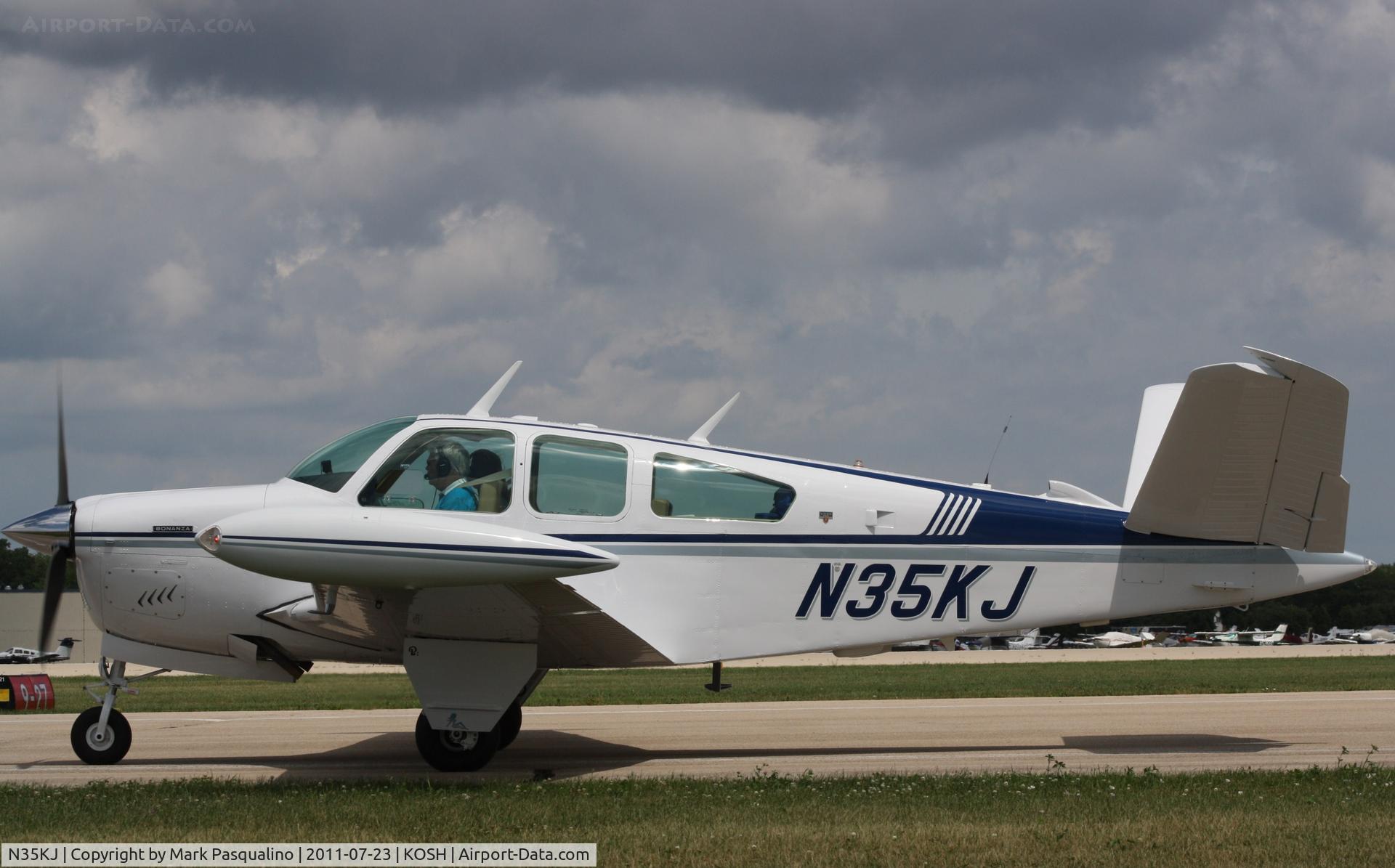N35KJ, 1972 Beech V35B Bonanza C/N D-9326, Beech V35B