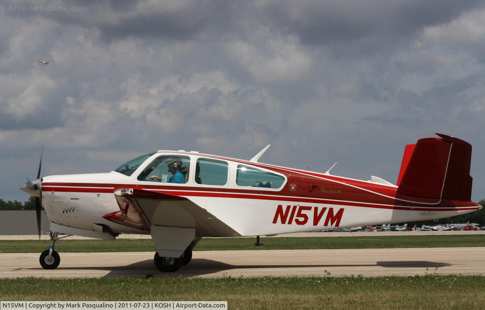 N15VM, 1976 Beech V35B Bonanza C/N D-9936, Beech V35B