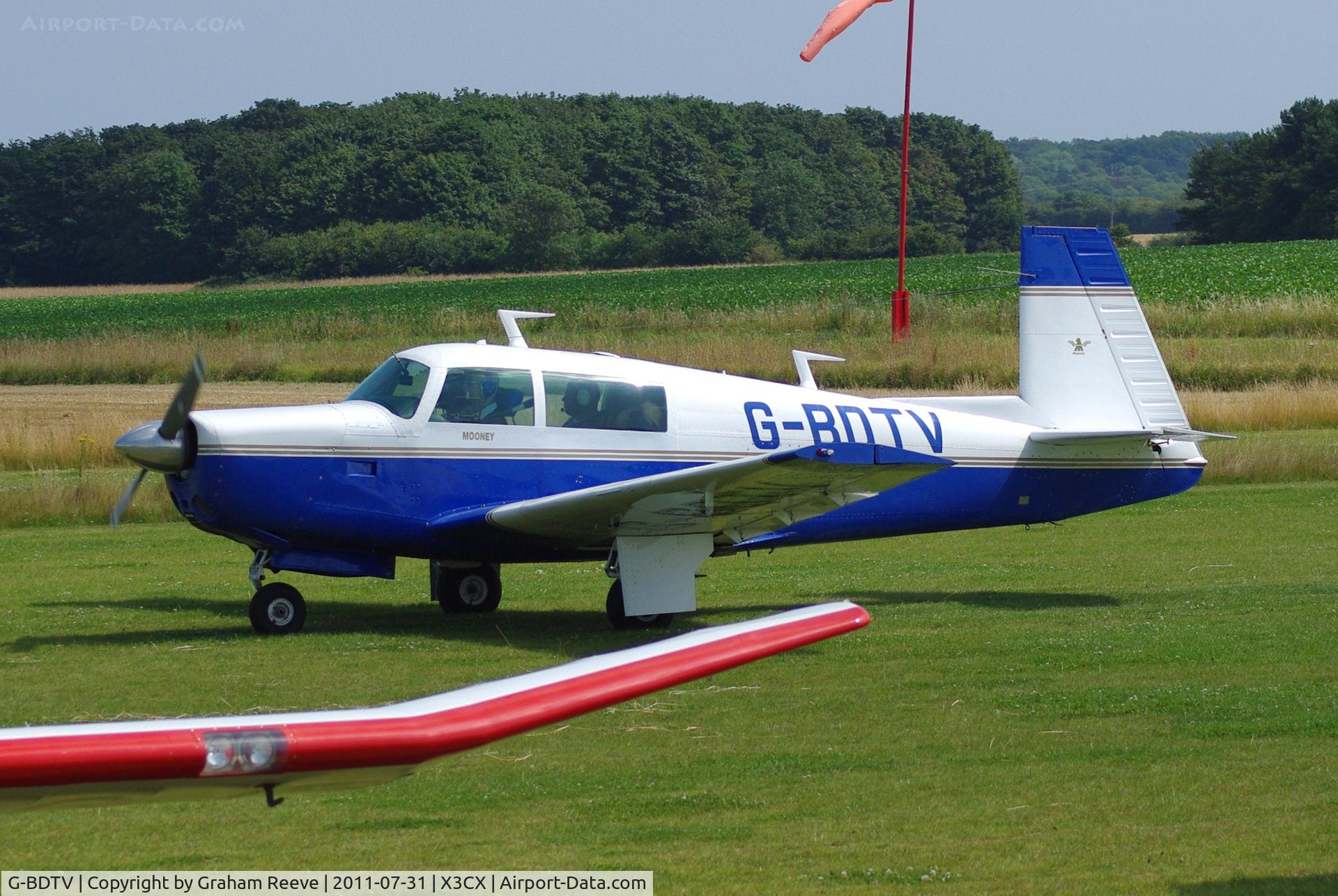 G-BDTV, 1975 Mooney M20F Executive C/N 22-1307, Departing from Northrepps.