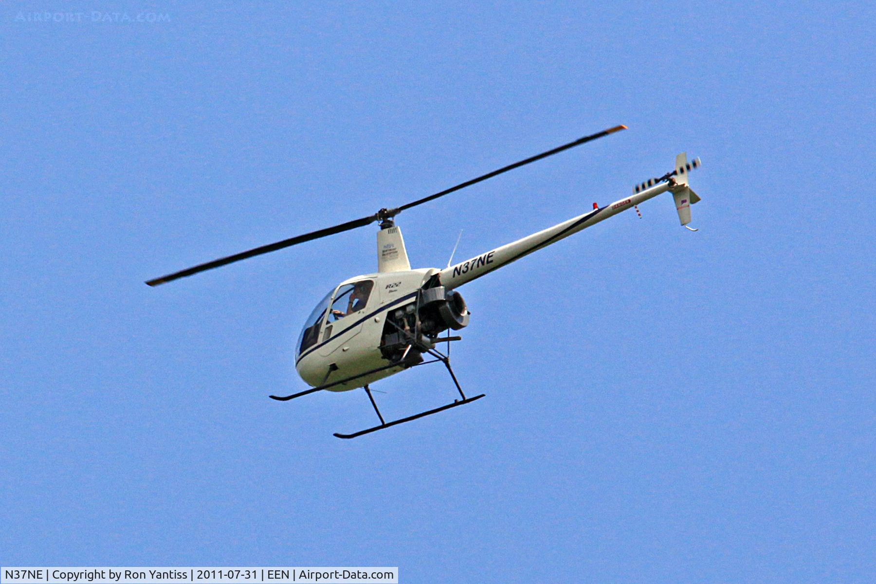 N37NE, 1994 Robinson R22 BETA C/N 2450, On approach to runway 02, Keene, NH. Fuel Stop