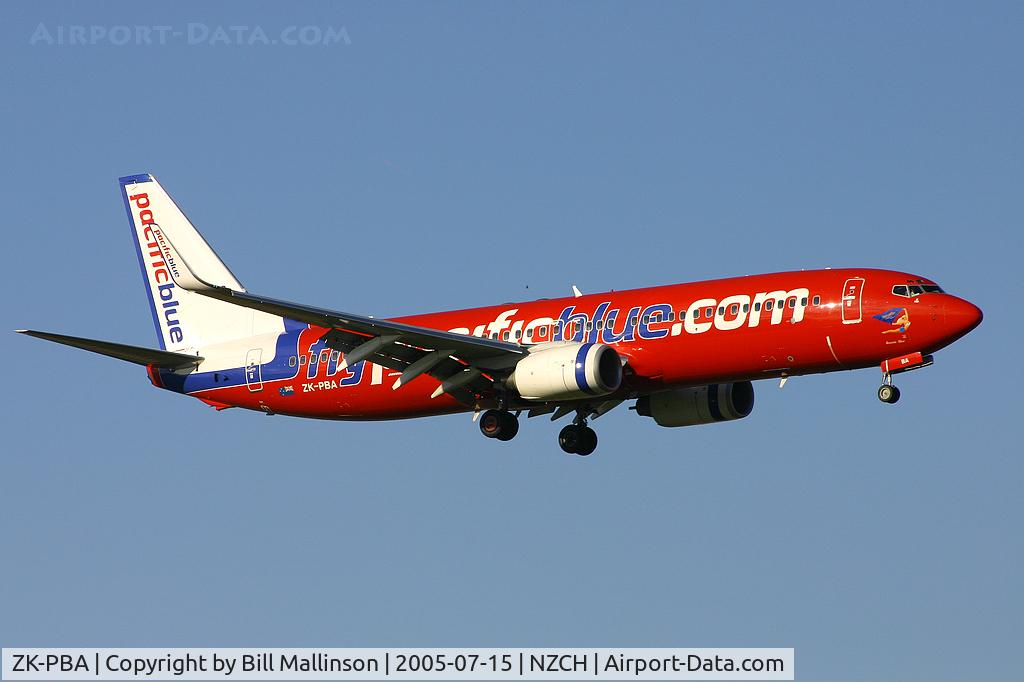ZK-PBA, 2003 Boeing 737-8FE C/N 33796, finals to 20