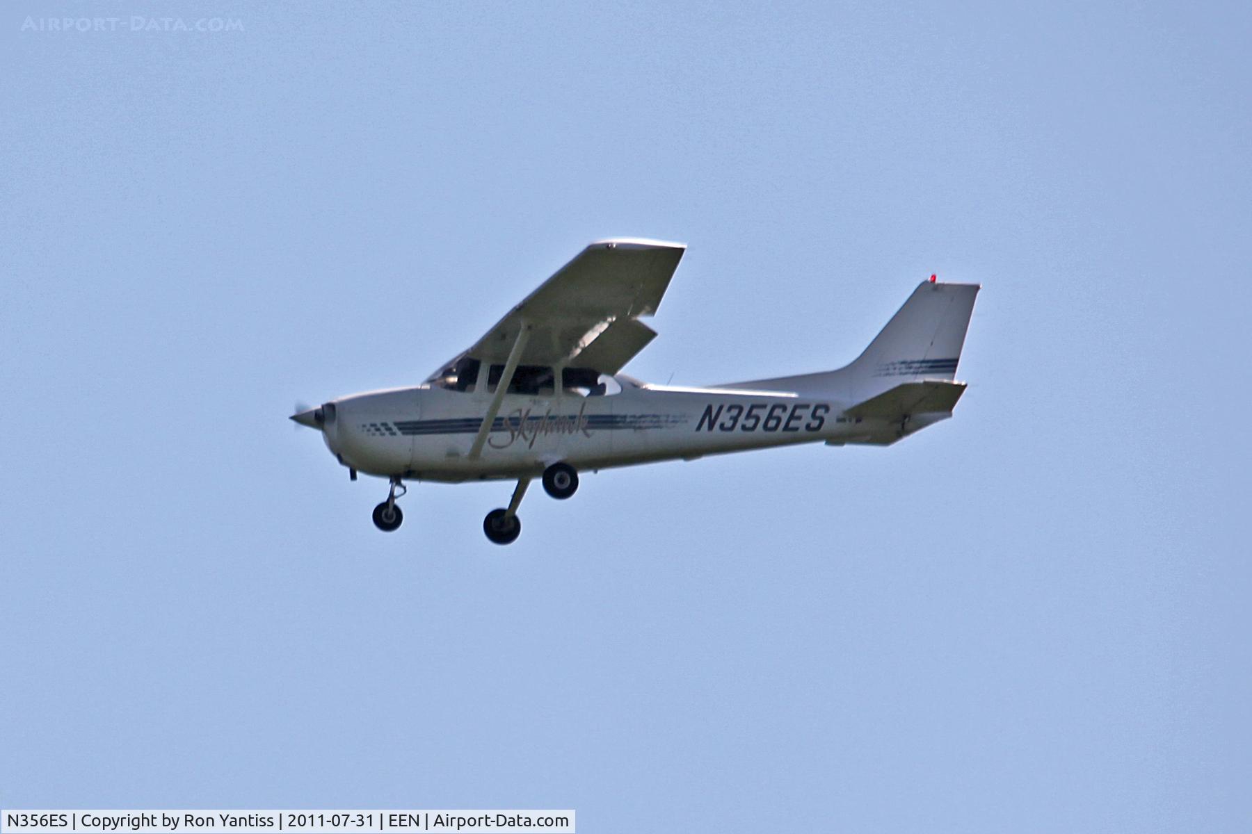 N356ES, 1997 Cessna 172R C/N 17280051, On approach to runway 02, Keene, NH