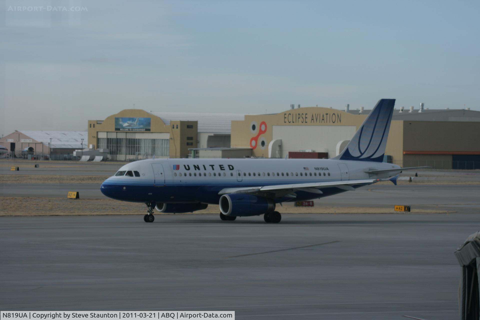 N819UA, 1998 Airbus A319-131 C/N 893, Taken at Alburquerque International Sunport Airport, New Mexico in March 2011 whilst on an Aeroprint Aviation tour