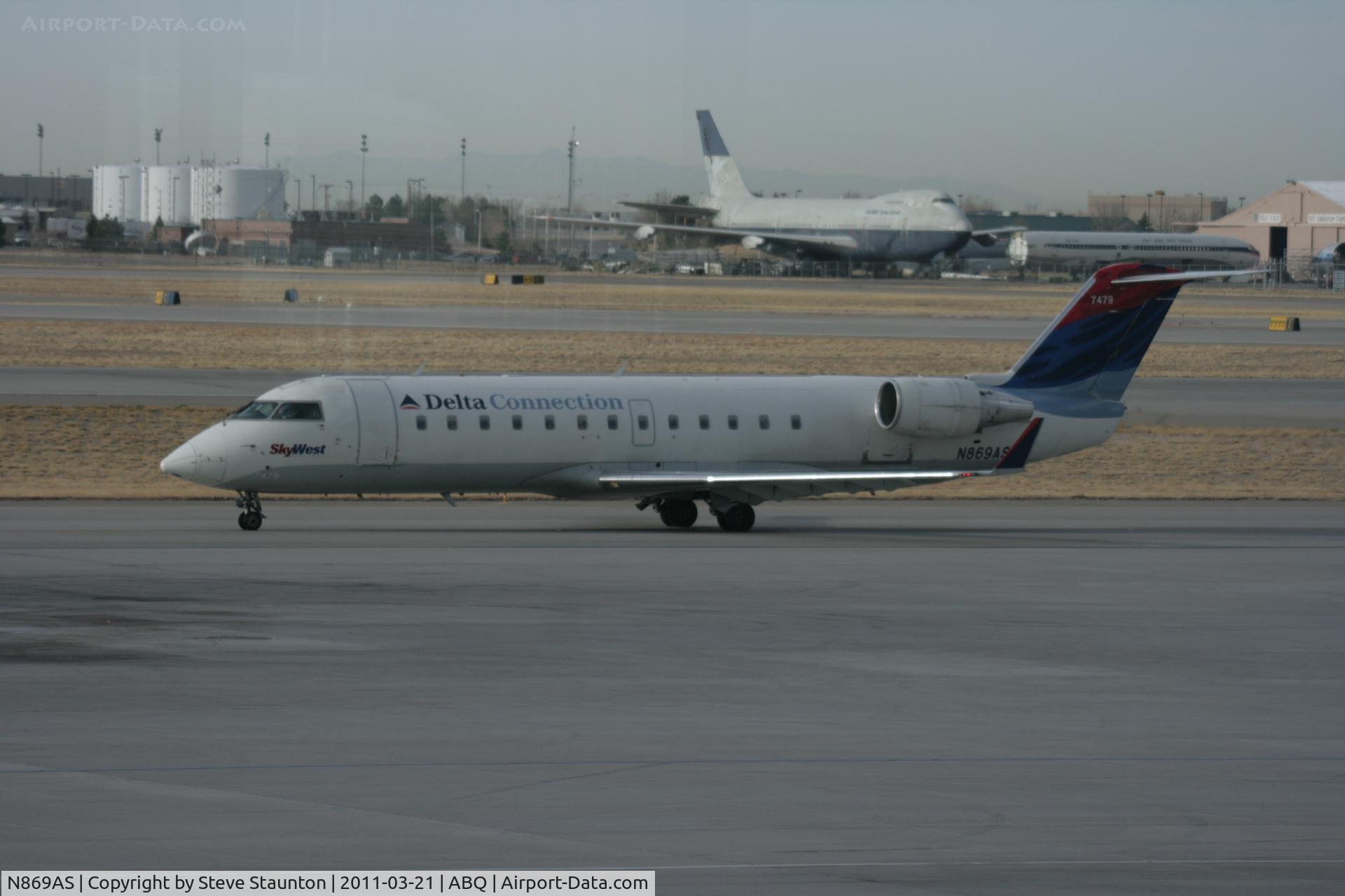 N869AS, 2001 Bombardier CRJ-200ER (CL-600-2B19) C/N 7479, Taken at Alburquerque International Sunport Airport, New Mexico in March 2011 whilst on an Aeroprint Aviation tour