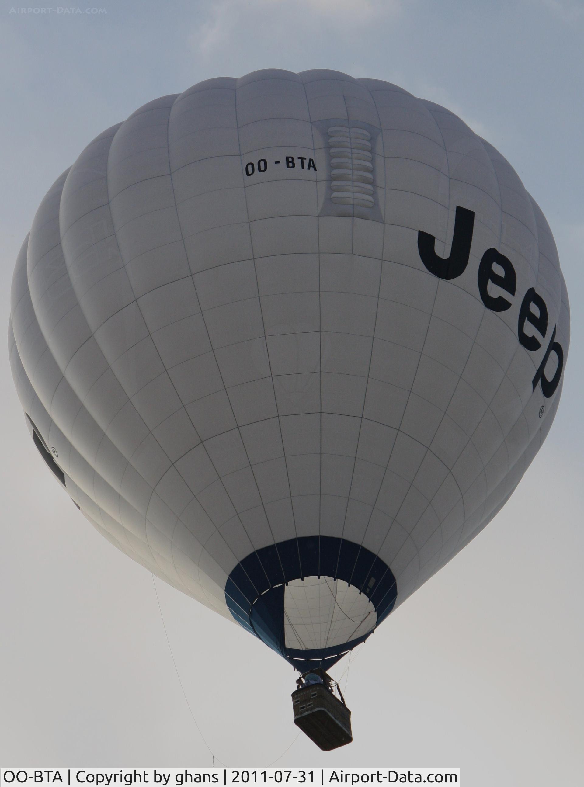 OO-BTA, Kubicek BB42 Z C/N 268, Jeep