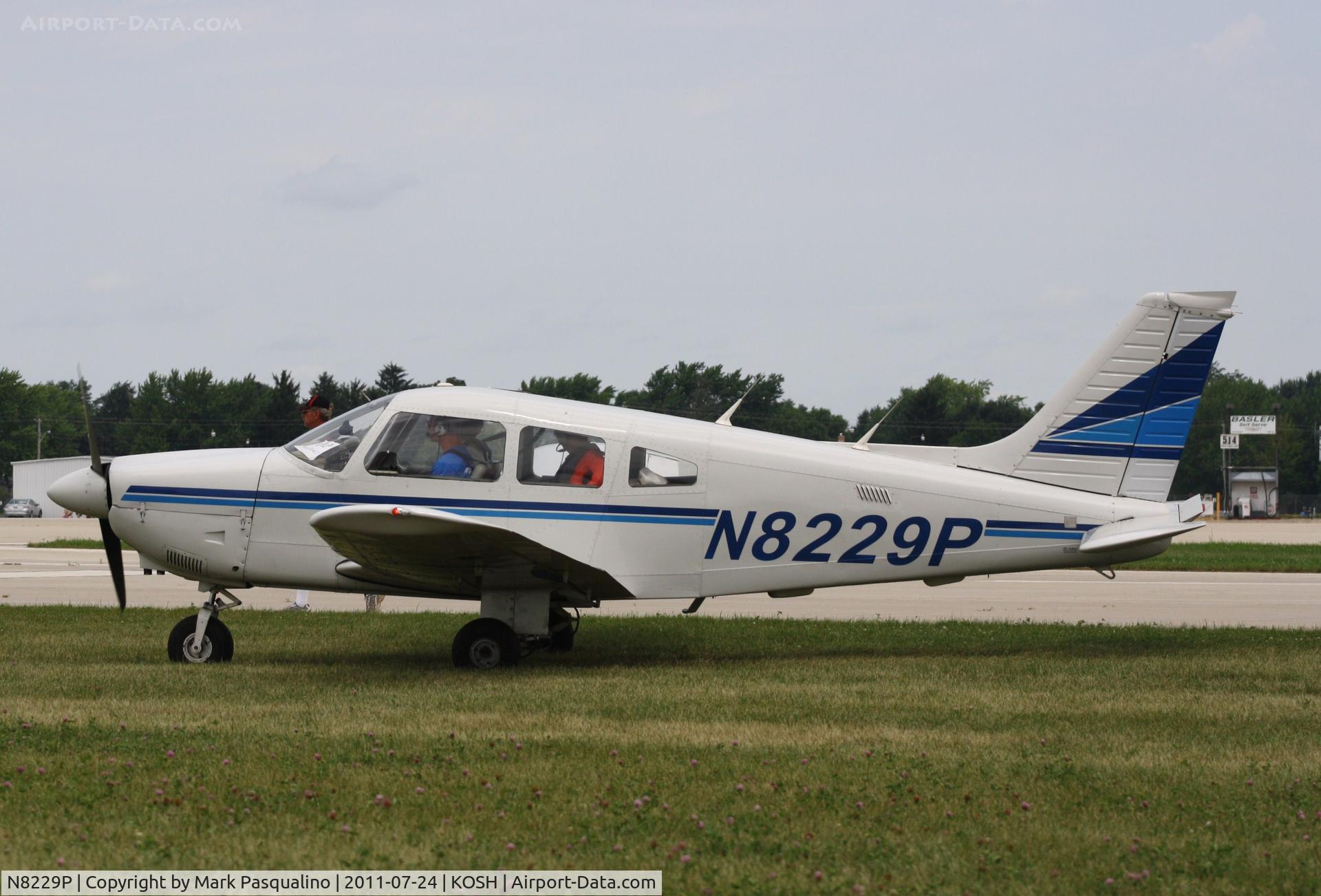 N8229P, 1980 Piper PA-28-181 C/N 28-8090330, Piper PA-28-181