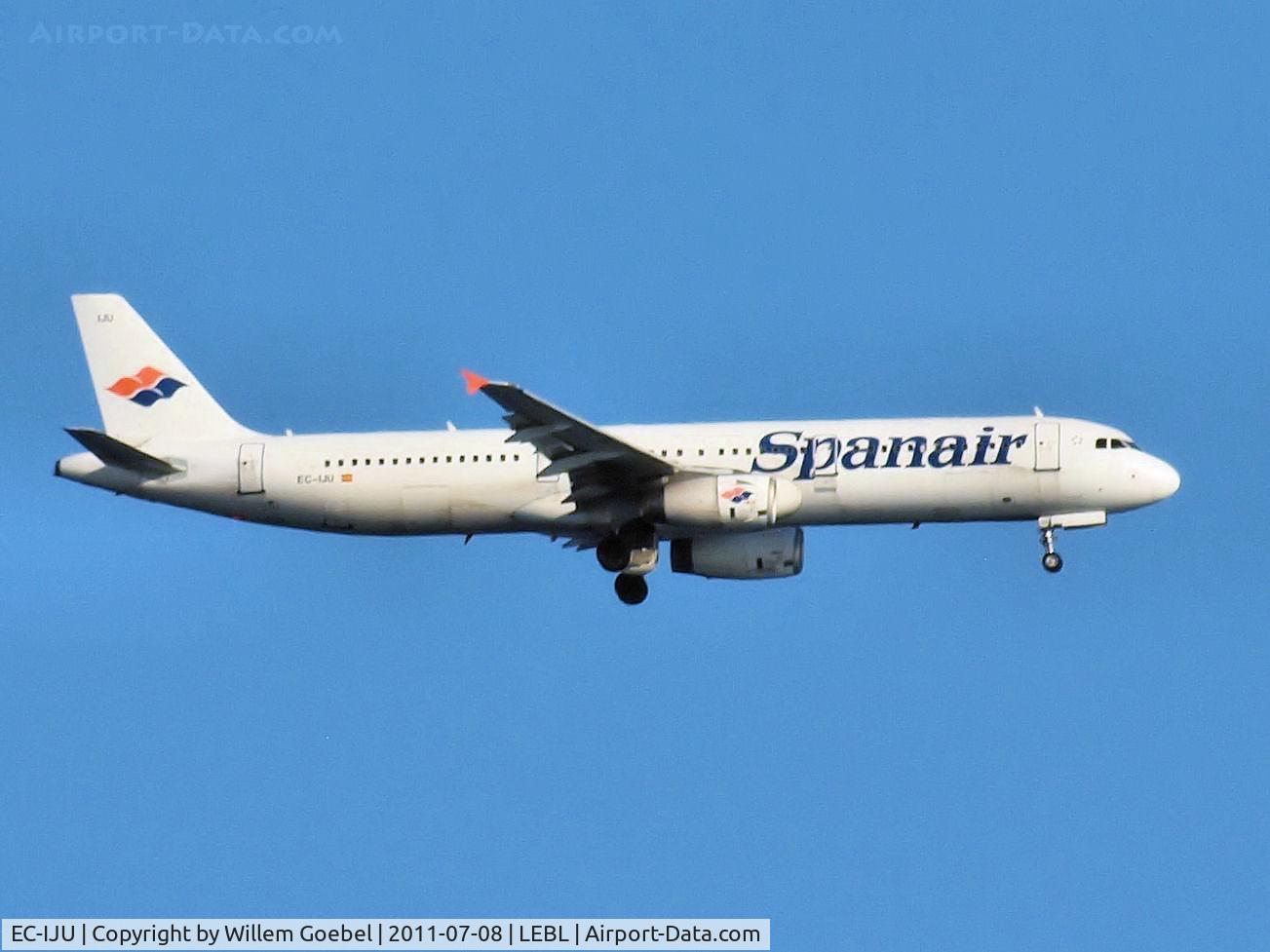 EC-IJU, 2002 Airbus A321-231 C/N 1843, Prepare for landing on Barcelona Airport