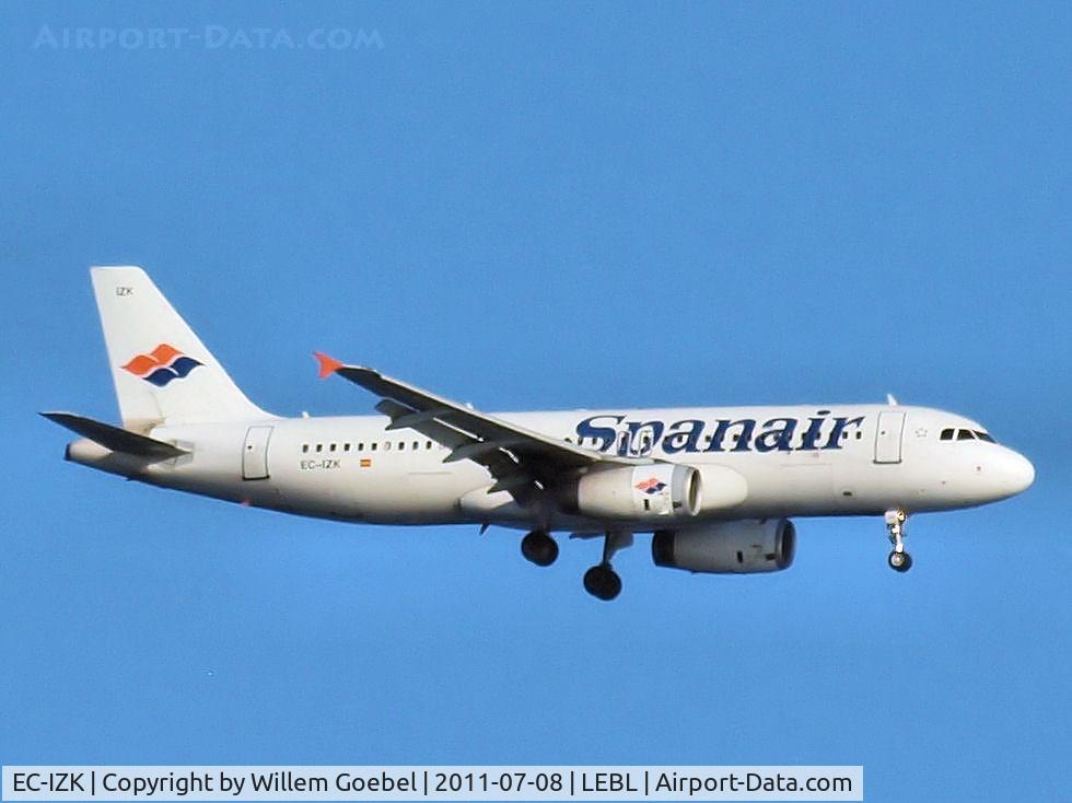 EC-IZK, 2004 Airbus A320-232 C/N 2223, Prepare for landing on Barcelona Airport