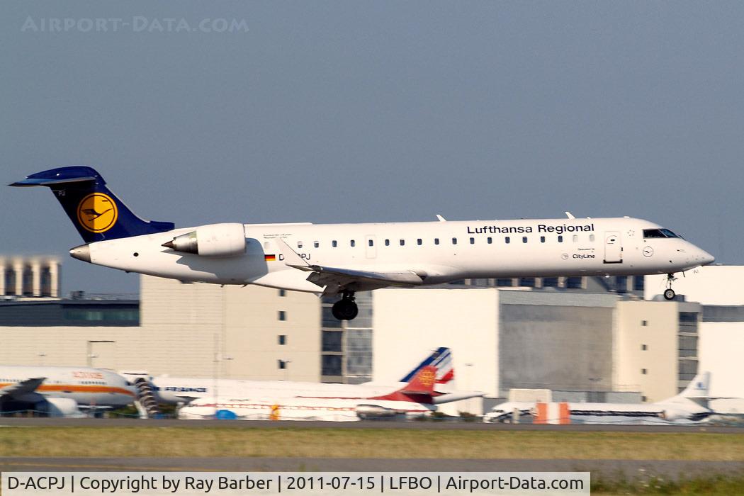 D-ACPJ, Canadair CRJ-701ER (CL-600-2C10) Regional Jet C/N 10040, Canadair CRJ-700 [10040] (Lufthansa Regional) Toulouse-Blagnac~F 15/07/2011