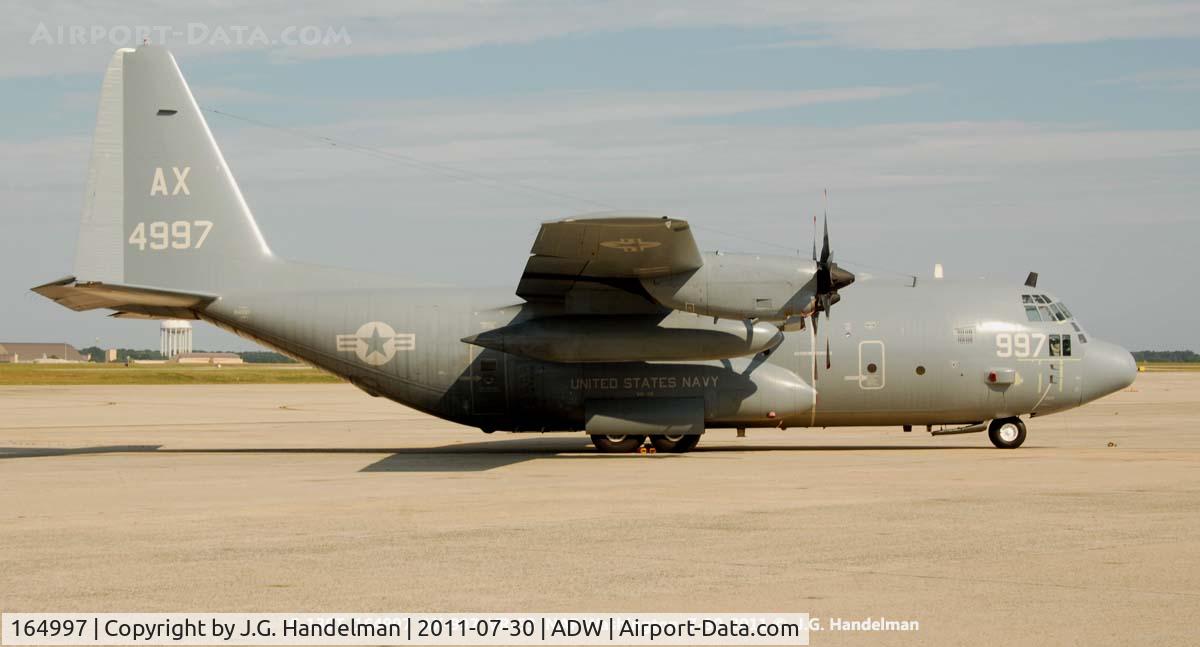 164997, Lockheed C-130T Hercules C/N 382-5304, at NAF Washington