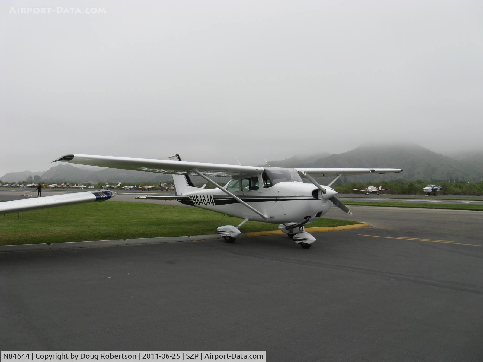 N84644, 1969 Cessna 172K Skyhawk C/N 17258559, 1969 Cessna 172K, Lycoming O-320-E2D 150 Hp, at the 2011 National Bucker Fly-in