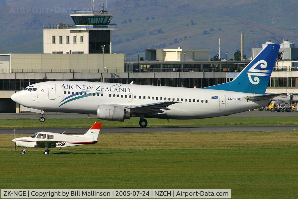 ZK-NGE, 1998 Boeing 737-3U3 C/N 28733, wonder who won the race