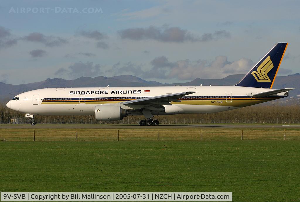 9V-SVB, 2001 Boeing 777-212/ER C/N 28525, lined up on 02   ready to roll as SQ298