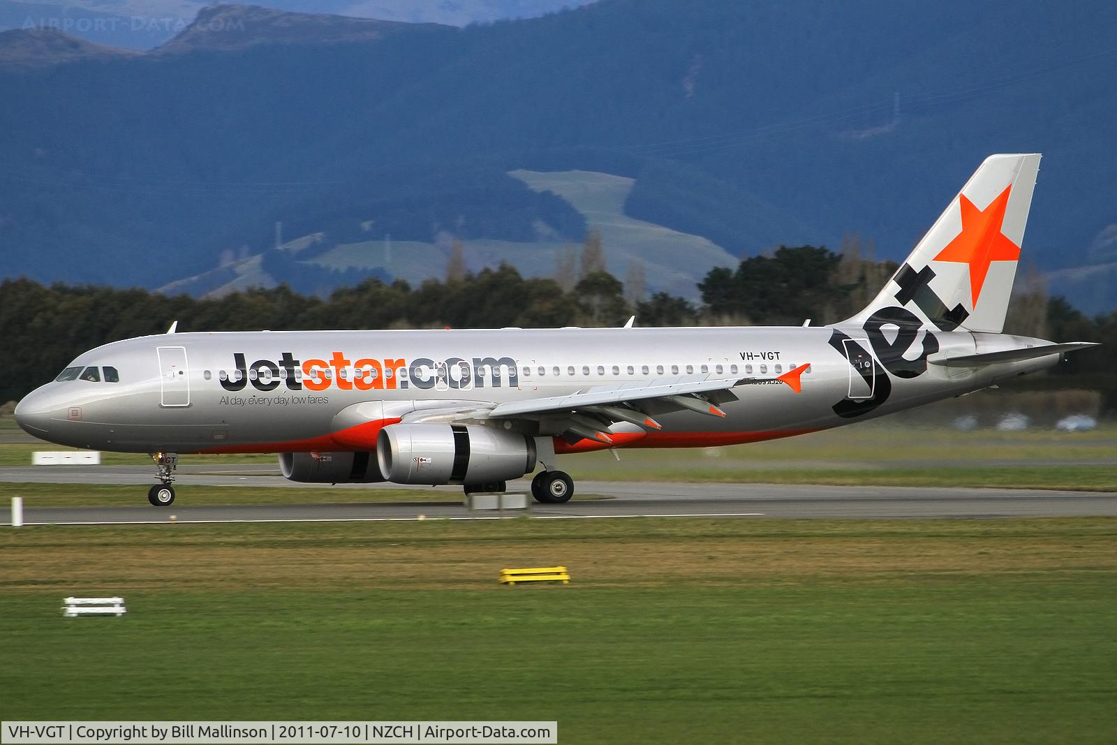 VH-VGT, 2009 Airbus A320-232 C/N 4178, DOWN ONTO 02