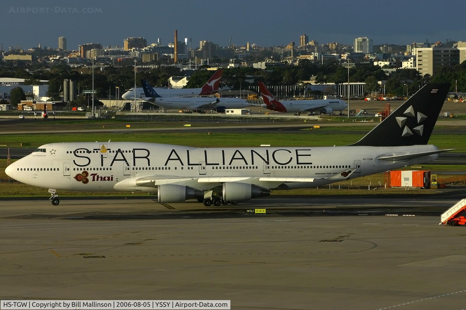 HS-TGW, 1997 Boeing 747-4D7 C/N 27724, Star Alliance scheme