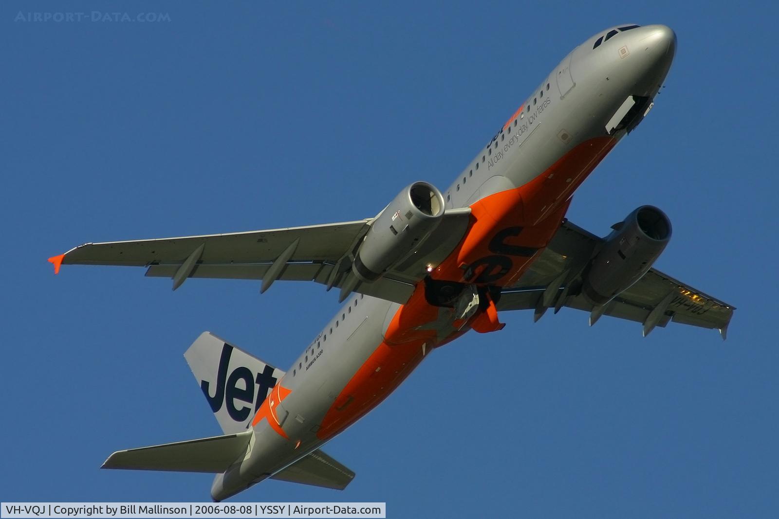 VH-VQJ, 2006 Airbus A320-232 C/N 2703, away from 34R