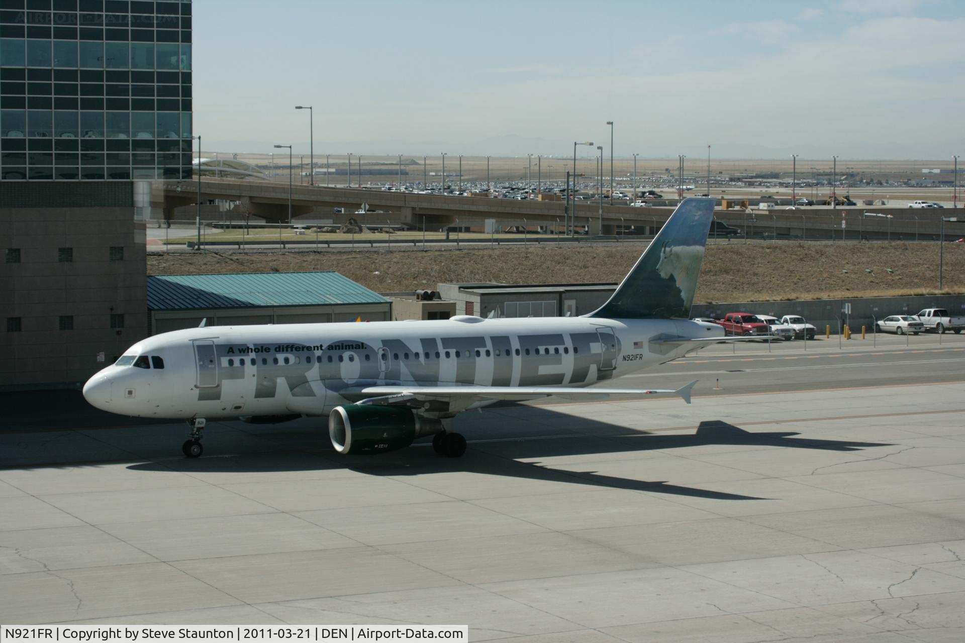 N921FR, 2003 Airbus A319-111 C/N 2010, Taken at Denver International Airport, in March 2011 whilst on an Aeroprint Aviation tour