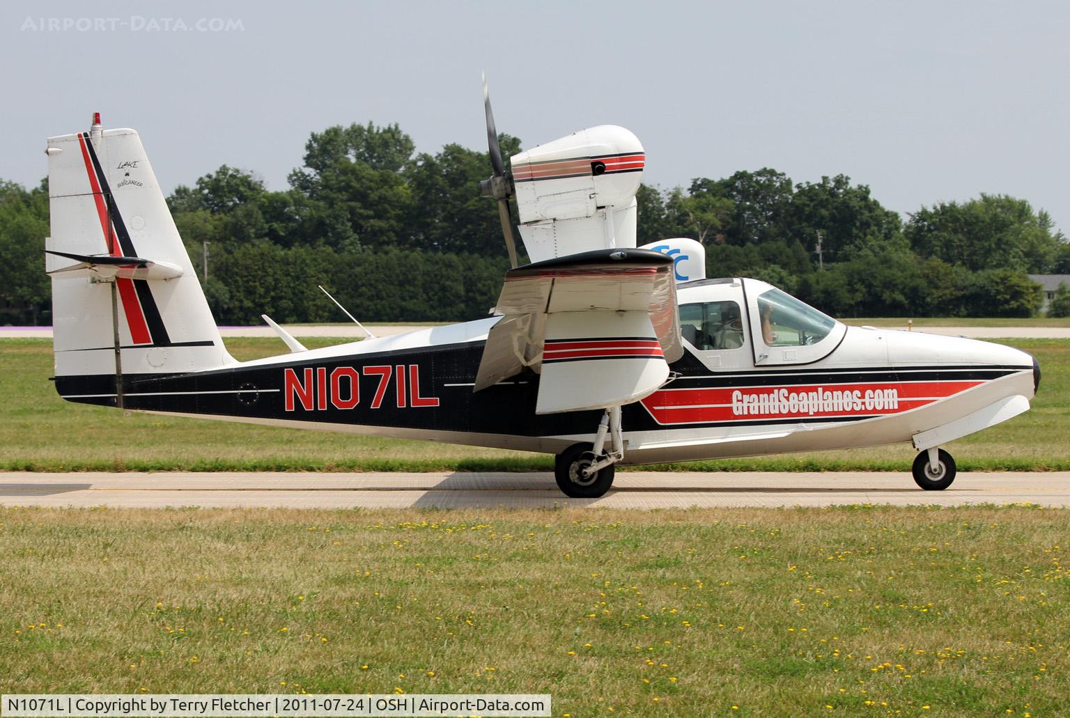 N1071L, 1975 Lake LA-4-200 Buccaneer C/N 664, 1975 Lake LA-4-200, c/n: 664 at 2011 Oshkosh