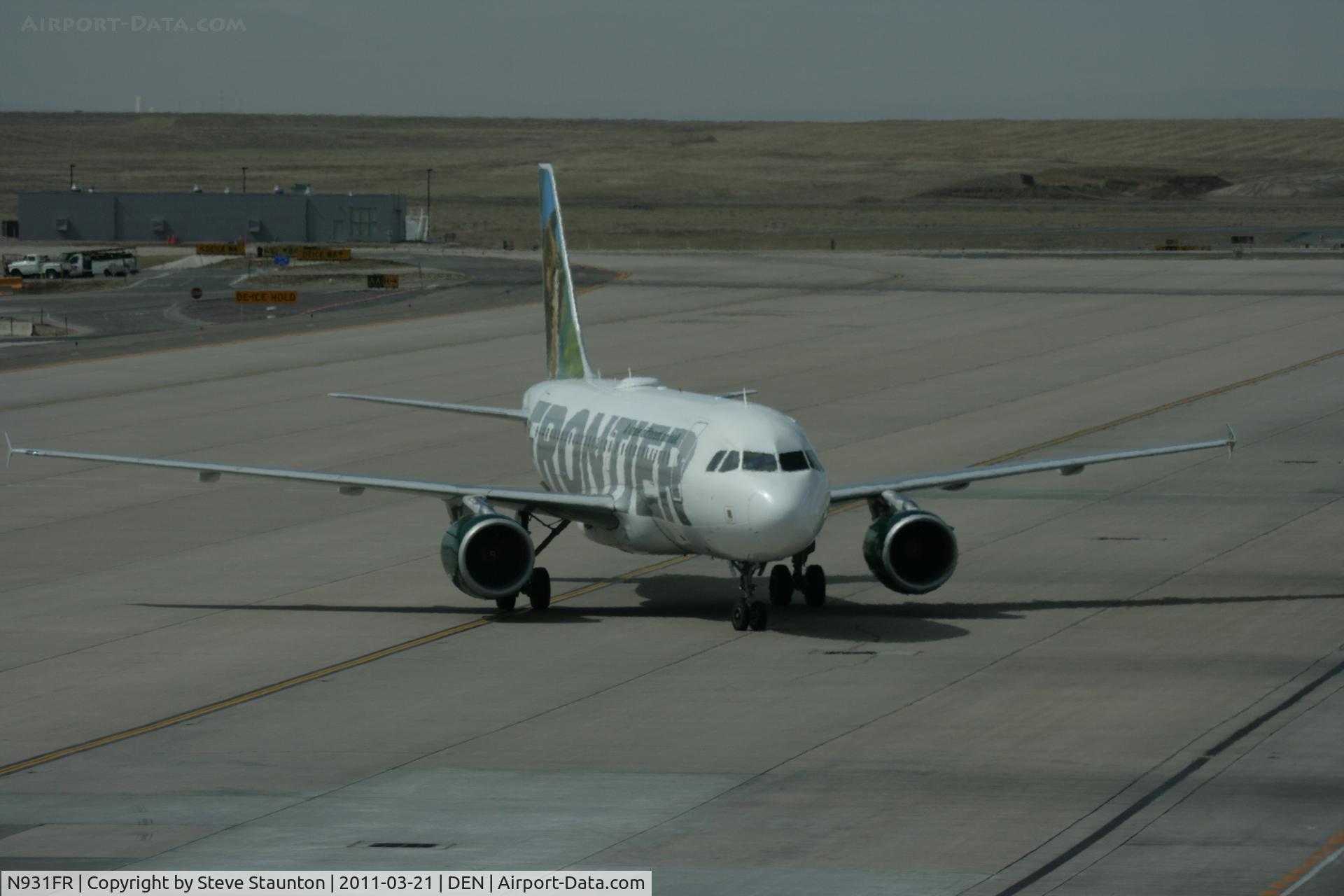 N931FR, 2004 Airbus A319-111 C/N 2253, Taken at Denver International Airport, in March 2011 whilst on an Aeroprint Aviation tour