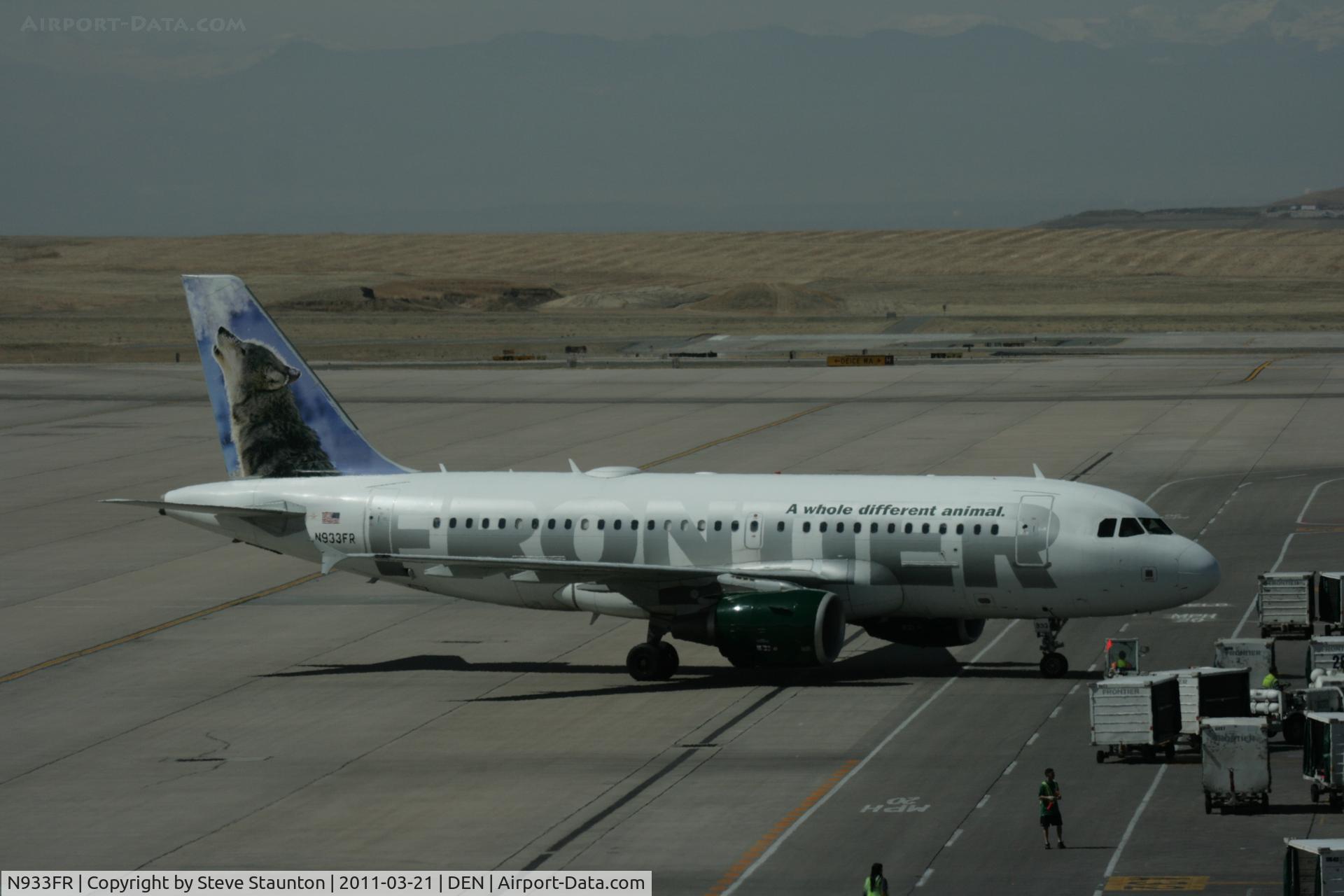 N933FR, 2004 Airbus A319-111 C/N 2260, Taken at Denver International Airport, in March 2011 whilst on an Aeroprint Aviation tour