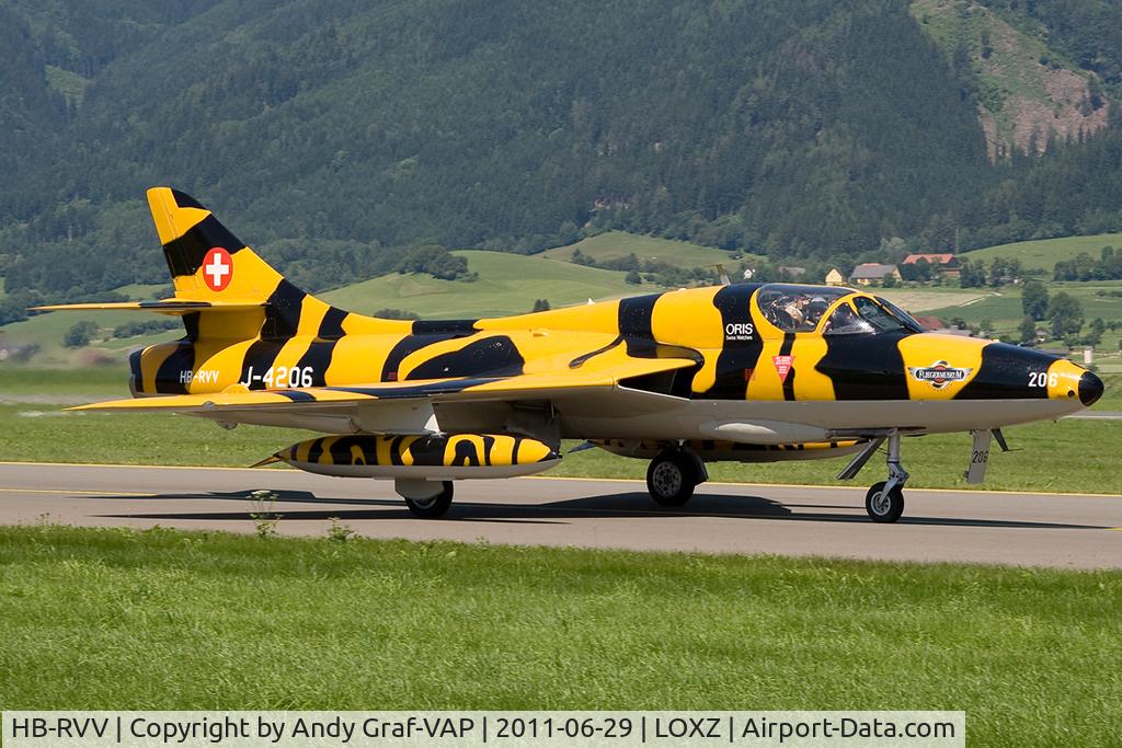 HB-RVV, 1968 Hawker Hunter T.68 C/N 41H-670841, Hawker Hunter
