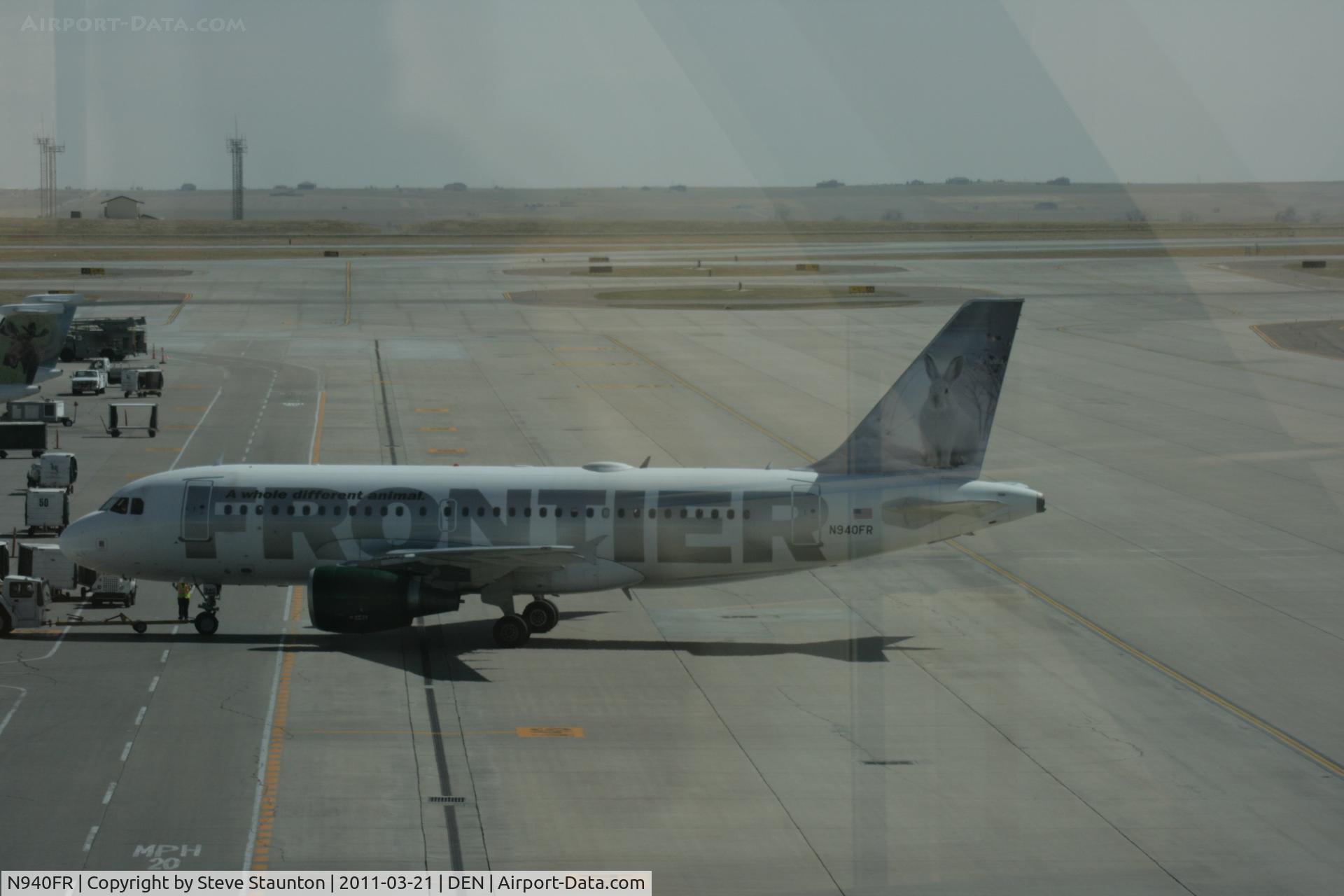 N940FR, 2005 Airbus A319-111 C/N 2465, Taken at Denver International Airport, in March 2011 whilst on an Aeroprint Aviation tour