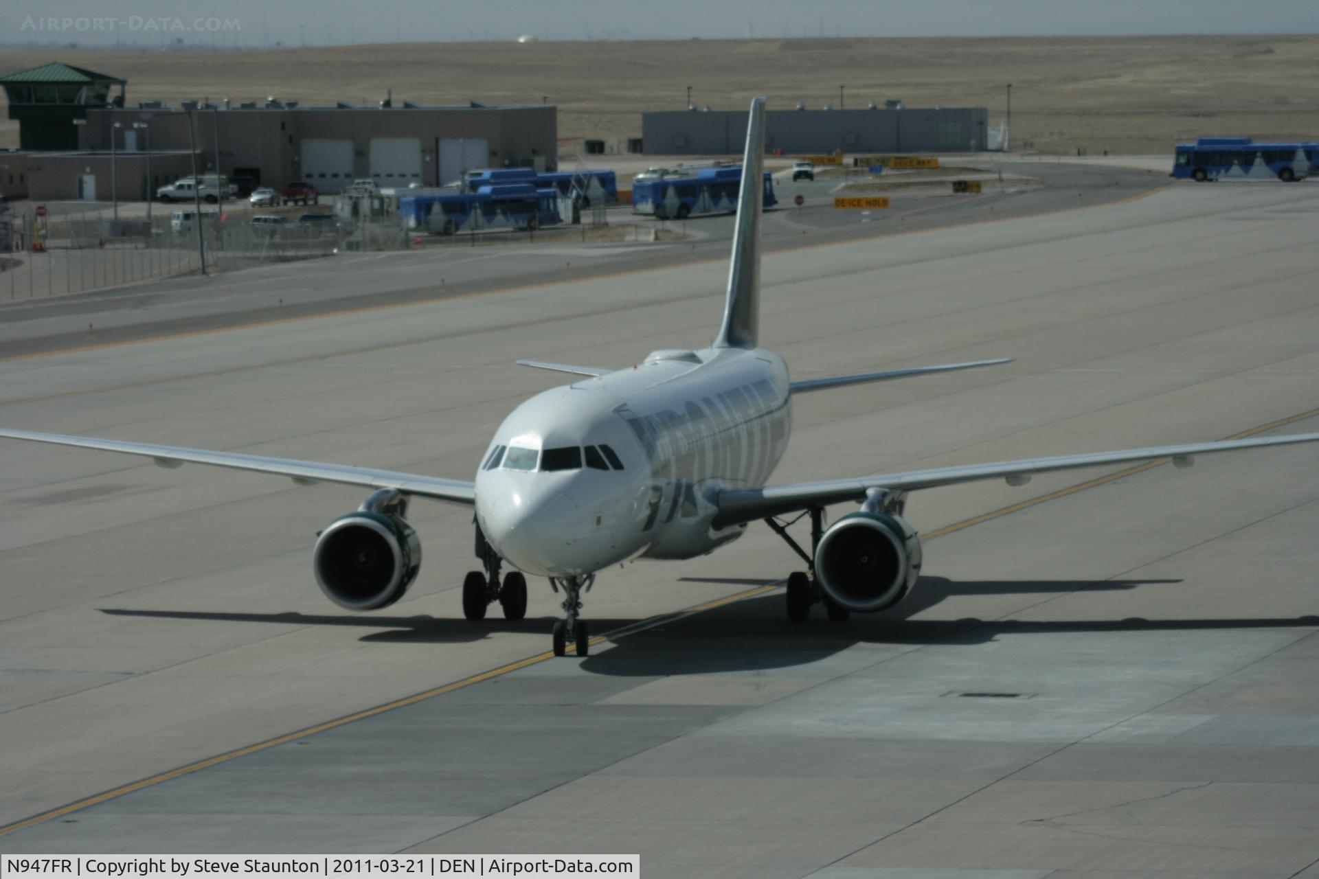N947FR, 2006 Airbus A319-111 C/N 2806, Taken at Denver International Airport, in March 2011 whilst on an Aeroprint Aviation tour