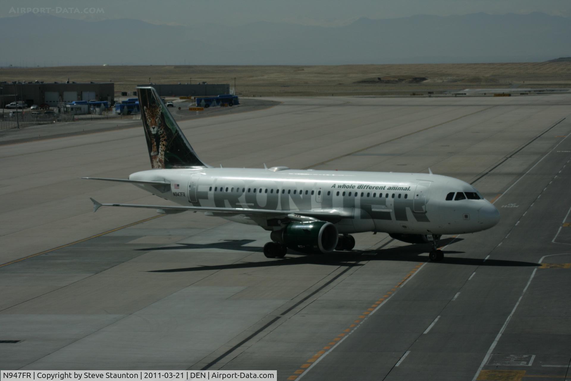 N947FR, 2006 Airbus A319-111 C/N 2806, Taken at Denver International Airport, in March 2011 whilst on an Aeroprint Aviation tour