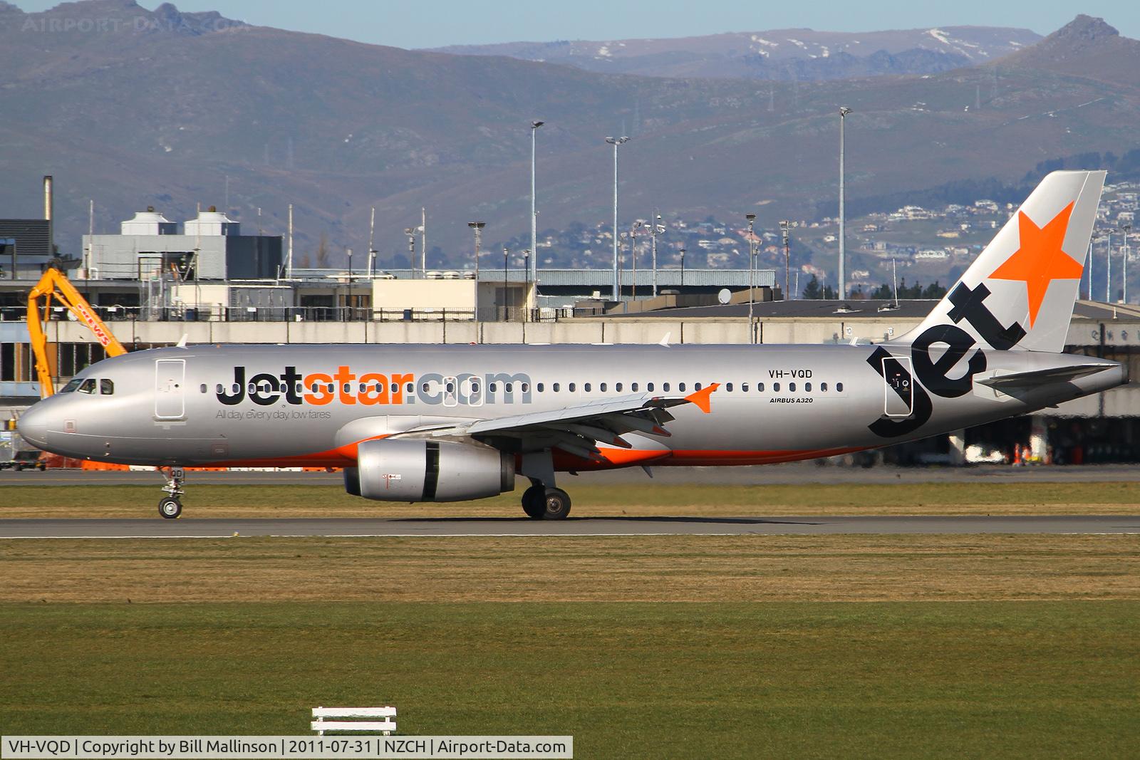 VH-VQD, 2008 Airbus A320-232 C/N 3547, arriving on 02