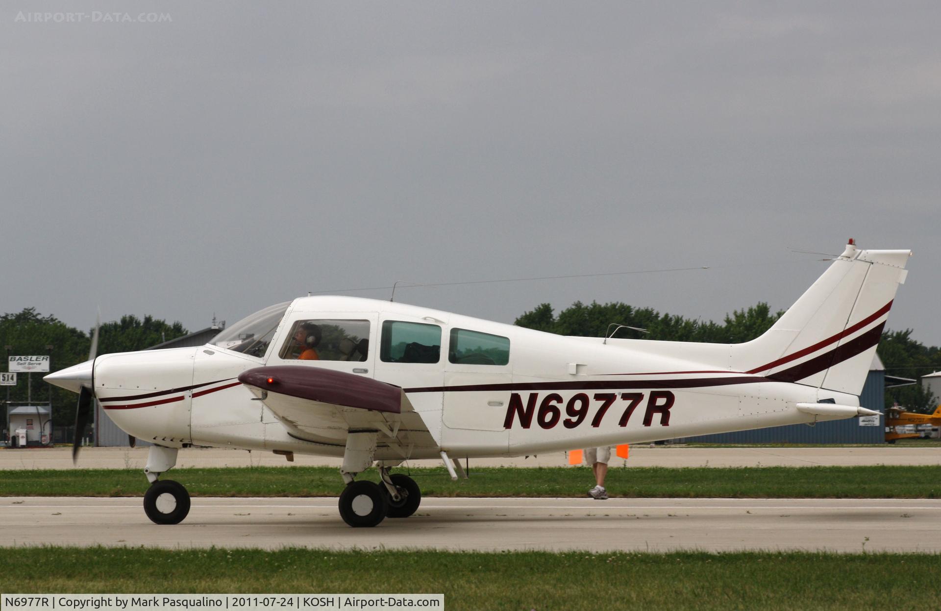N6977R, 1974 Beech C23 Sundowner 180 C/N M-1620, Beech C23