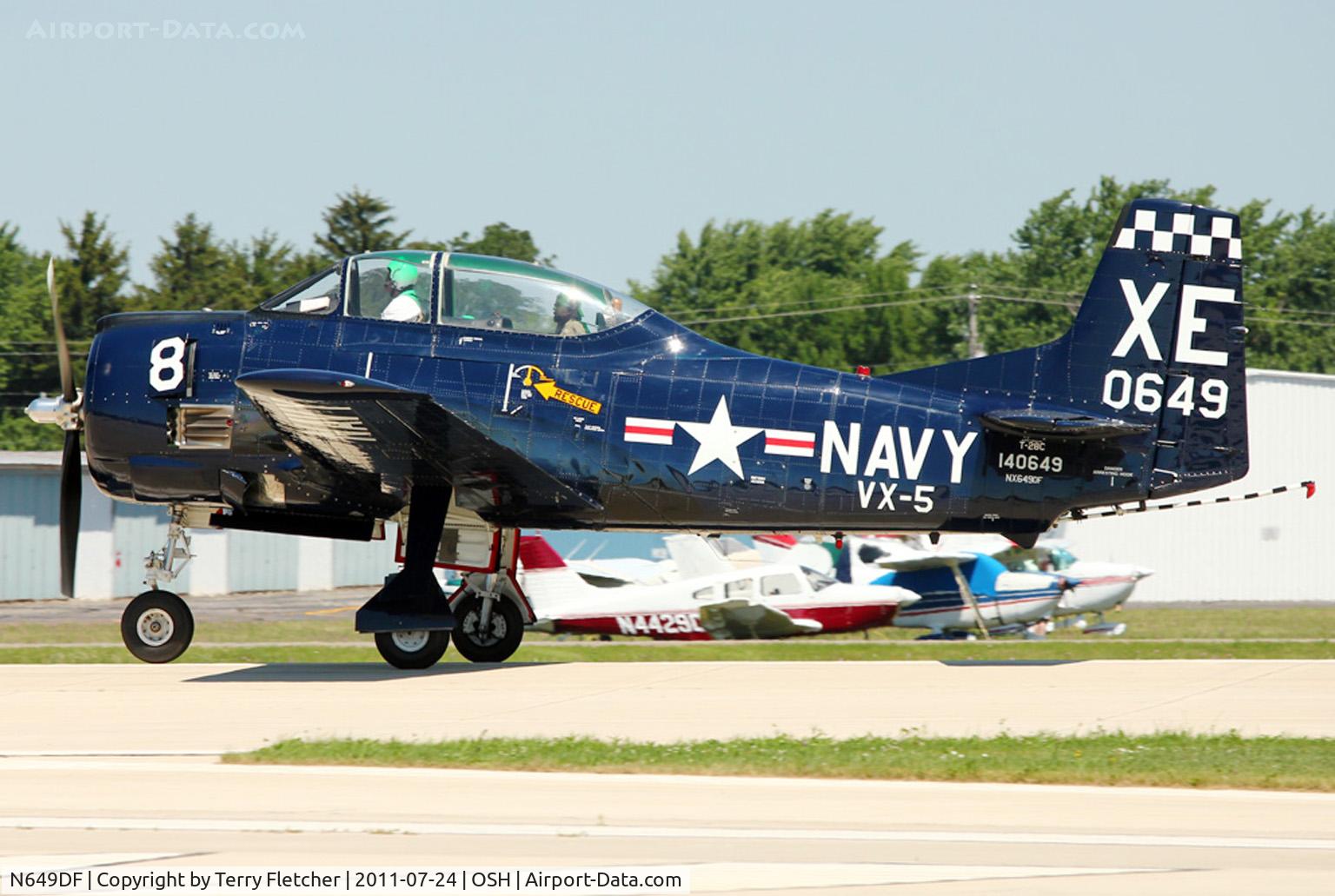 N649DF, 1957 North American T-28C Trojan C/N 226-226 (140649), 1957 North American T-28C, c/n: 140649 landing at 2011 Oshkosh