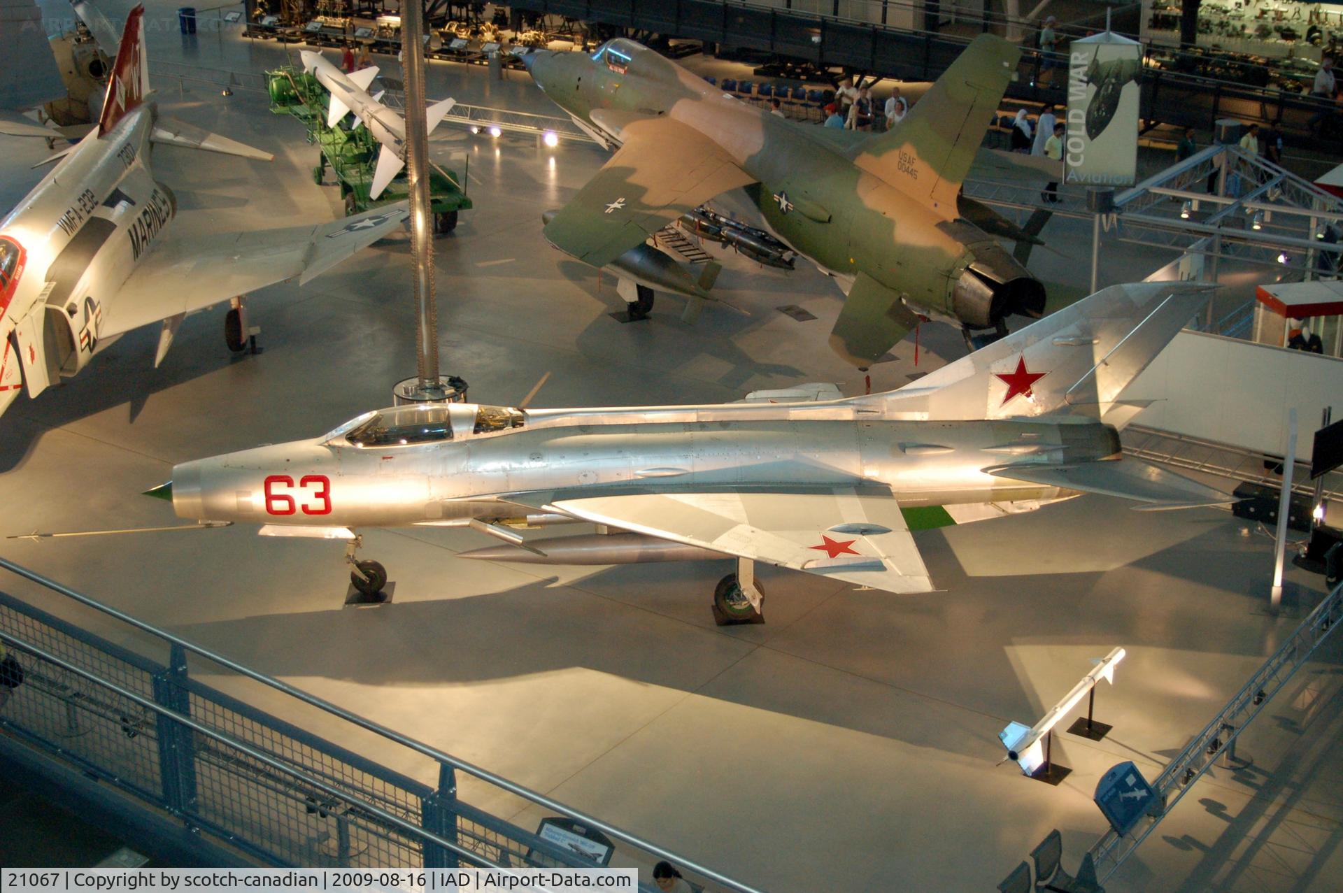 21067, Mikoyan-Gurevich MiG-21F-13 C/N Not found 21067, Mikoyan-Gurevich MIG 21F-13 FISHBED-C at the Steven F. Udvar-Hazy Center, Smithsonian National Air and Space Museum, Chantilly, VA