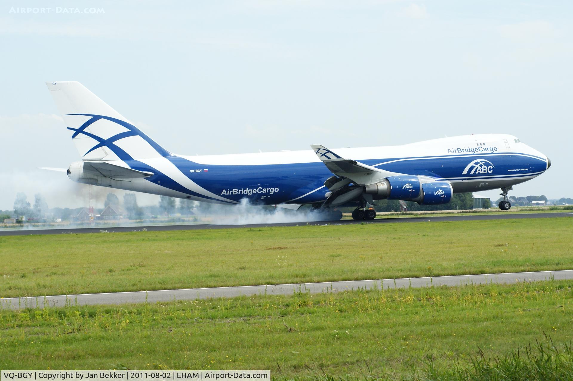 VQ-BGY, 2005 Boeing 747-428ERF C/N 33097, Landing on the Polderbaan Schiphol