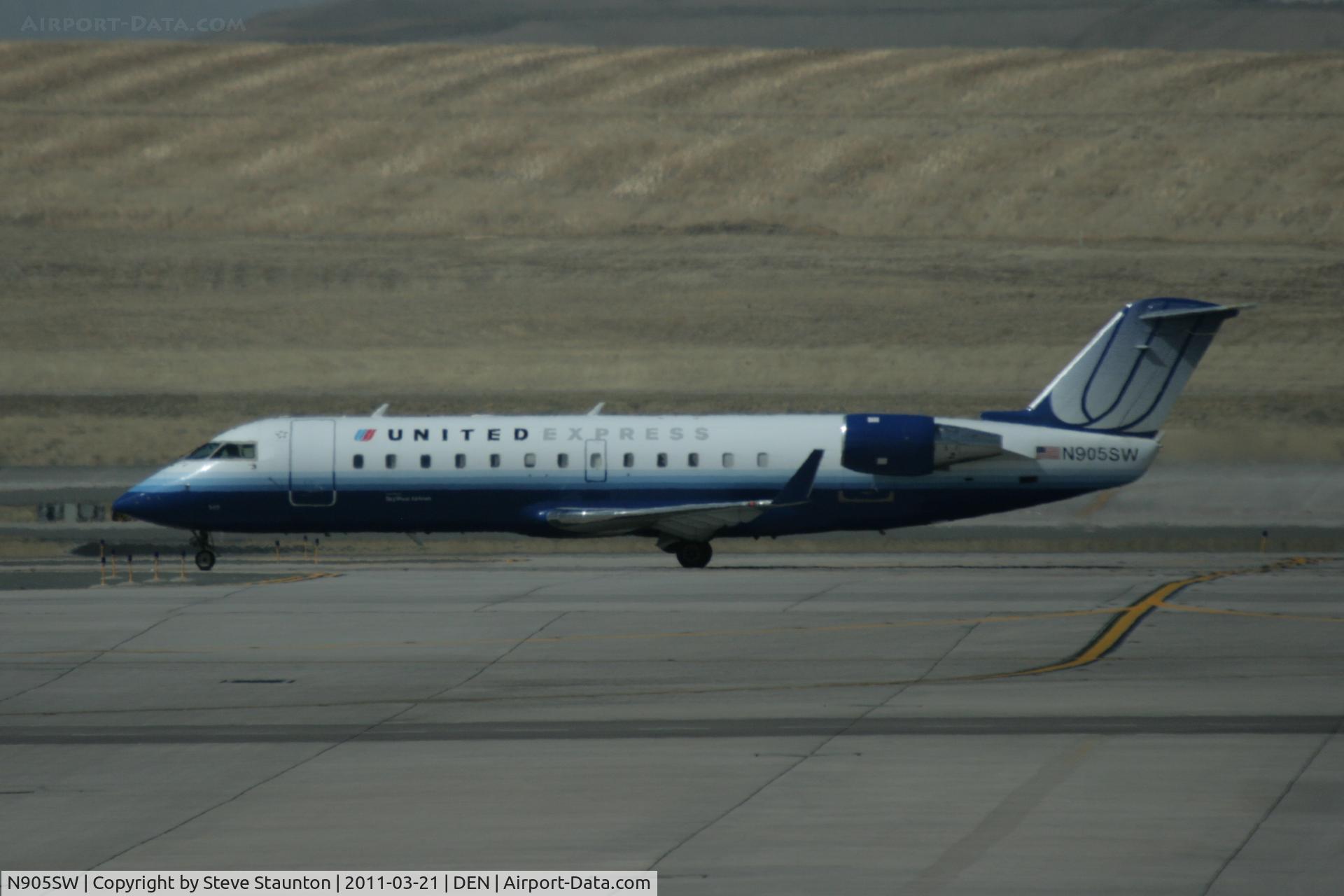 N905SW, 2000 Bombardier CRJ-200LR (CL-600-2B19) C/N 7437, Taken at Denver International Airport, in March 2011 whilst on an Aeroprint Aviation tour