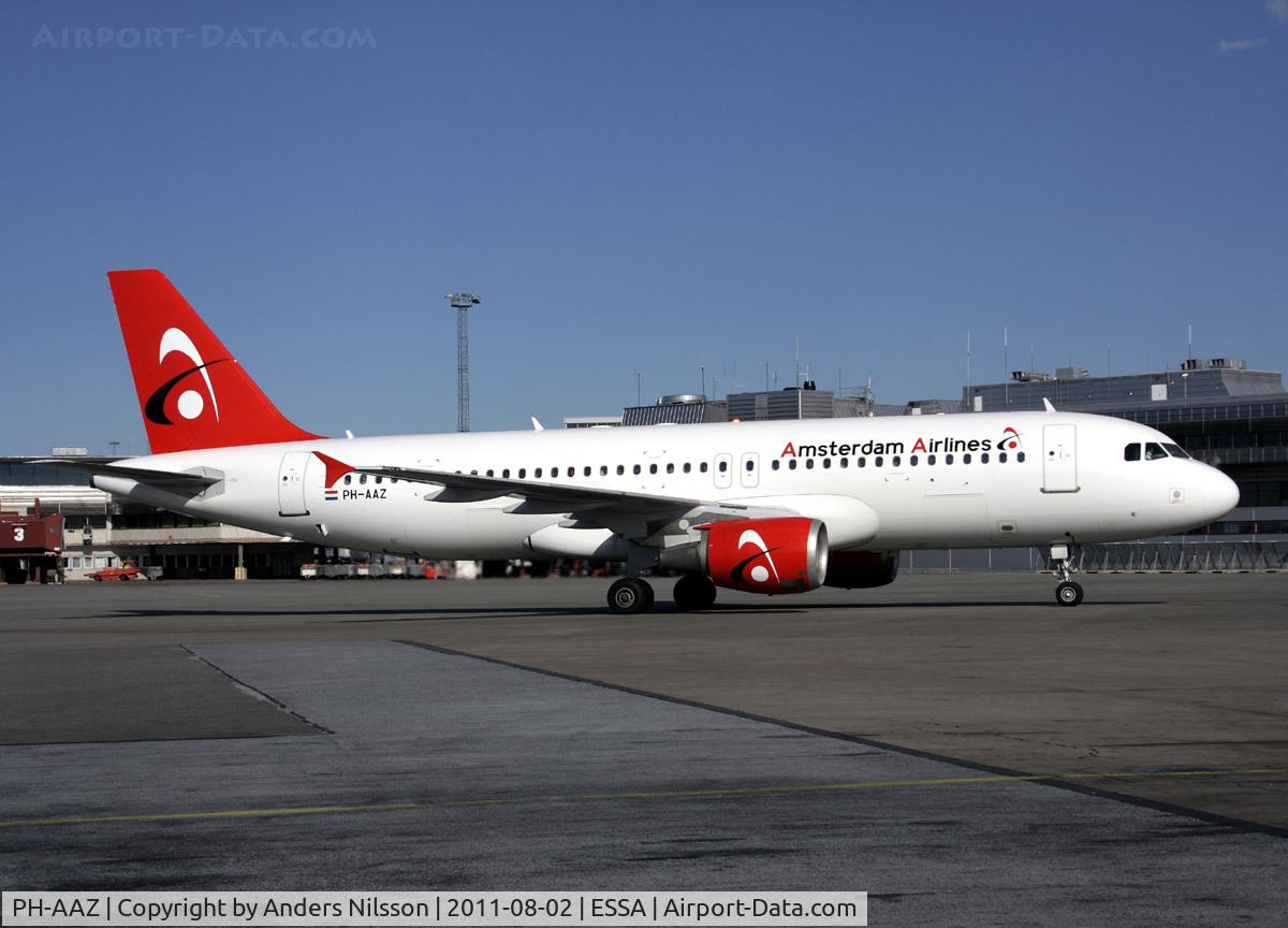 PH-AAZ, 1992 Airbus A320-212 C/N 299, Taxiing in to gate 16.