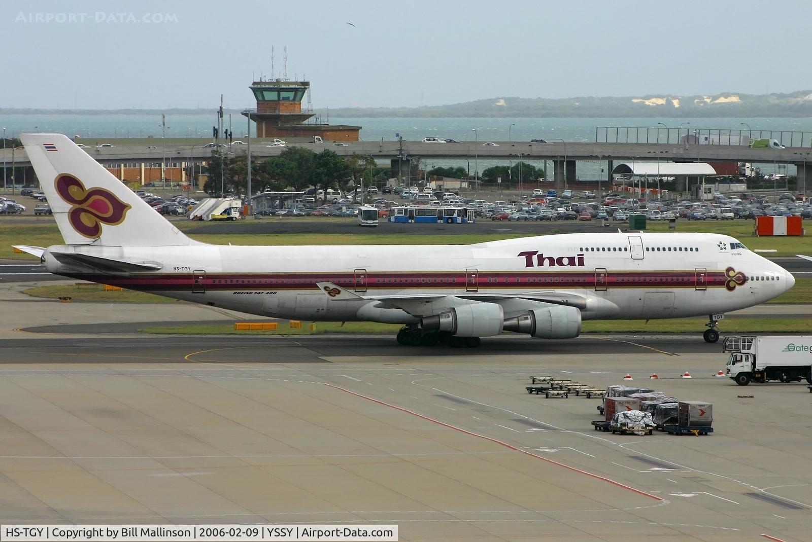 HS-TGY, 1998 Boeing 747-4D7 C/N 28705, away to the gate