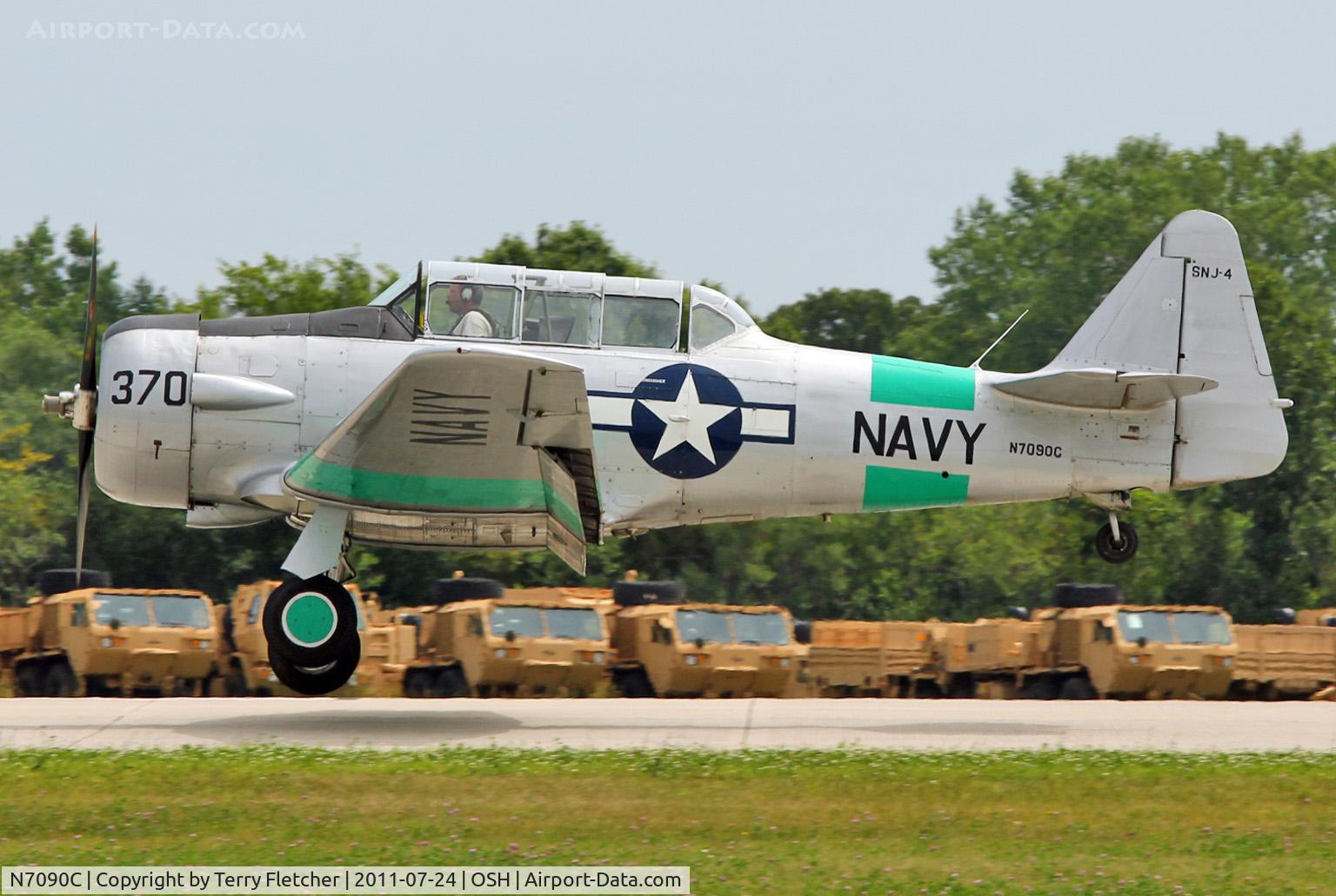 N7090C, North American SNJ-4 Texan C/N 88-13370, North American SNJ-4, c/n: 88-13370 ex USN Bu27754 at 2011 Oshkosh